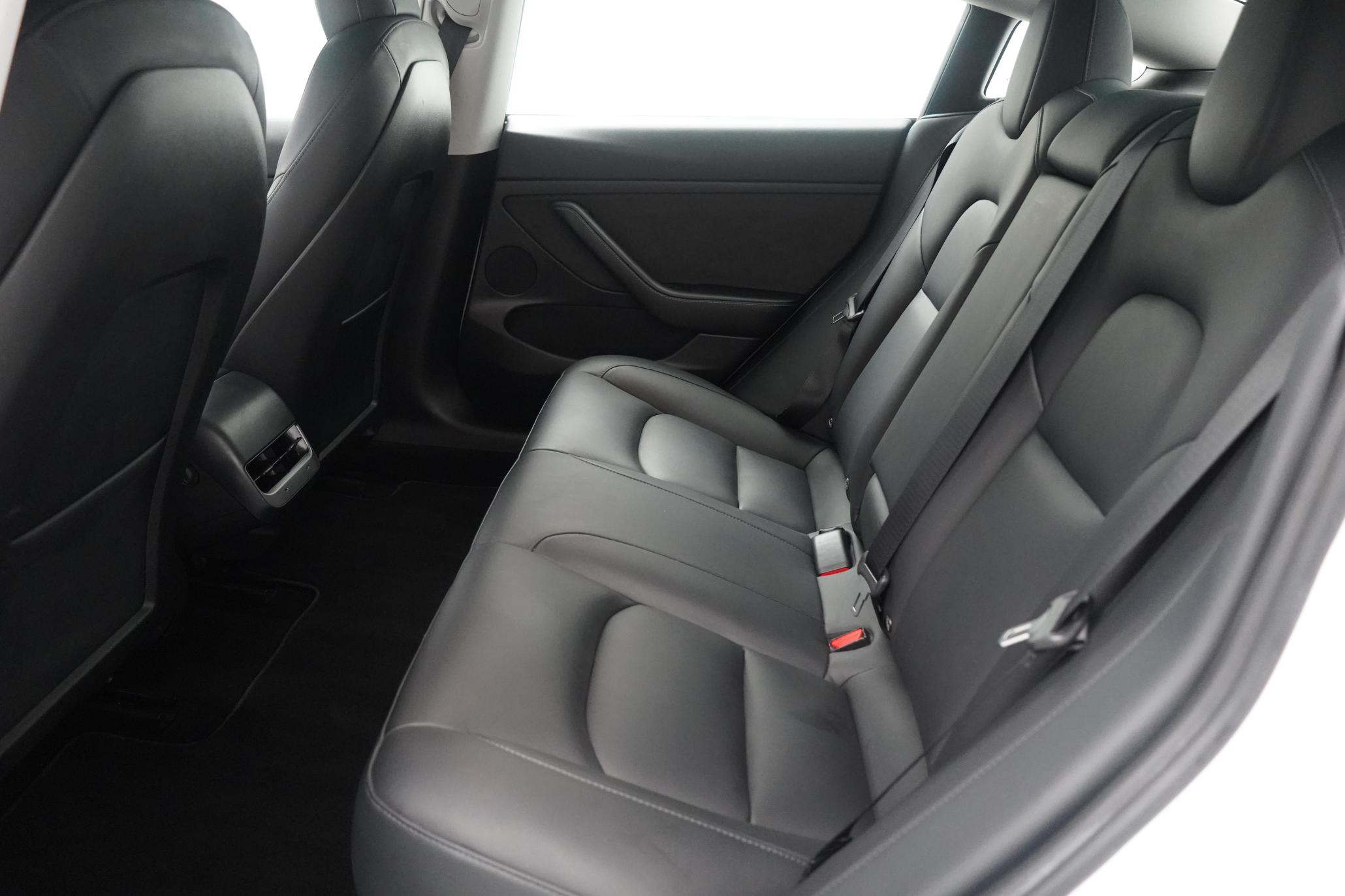 Tesla Model 3 Standard Range Plus Saloon 4dr Electric Auto RWD (241 bhp)