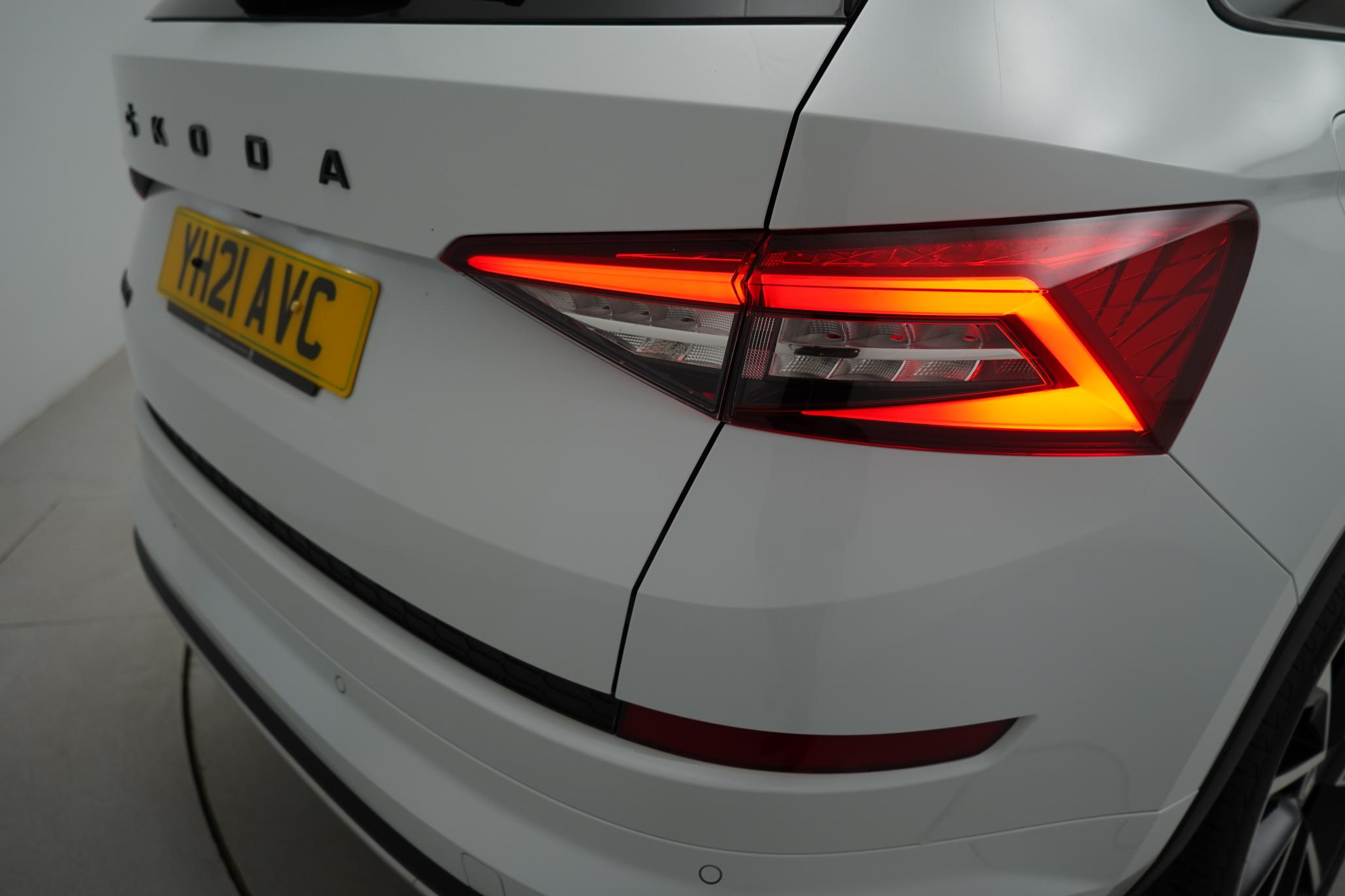 Skoda Kodiaq 1.5 TSI ACT SportLine SUV 5dr Petrol DSG Euro 6 (s/s) (7 Seat) (150 ps)