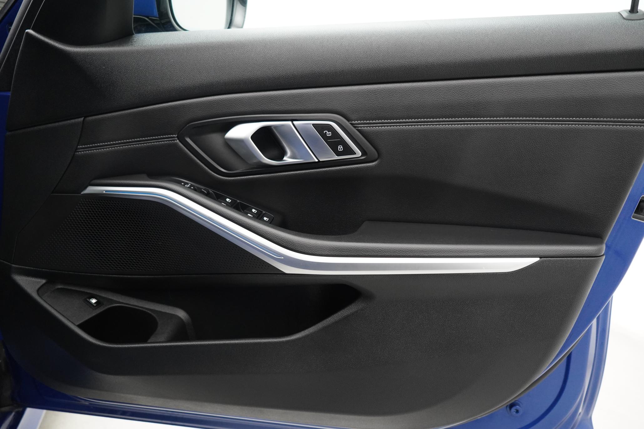 BMW 3 Series 2.0 330e 12kWh M Sport Saloon 4dr Petrol Plug-in Hybrid Auto Euro 6 (s/s) (292 ps)