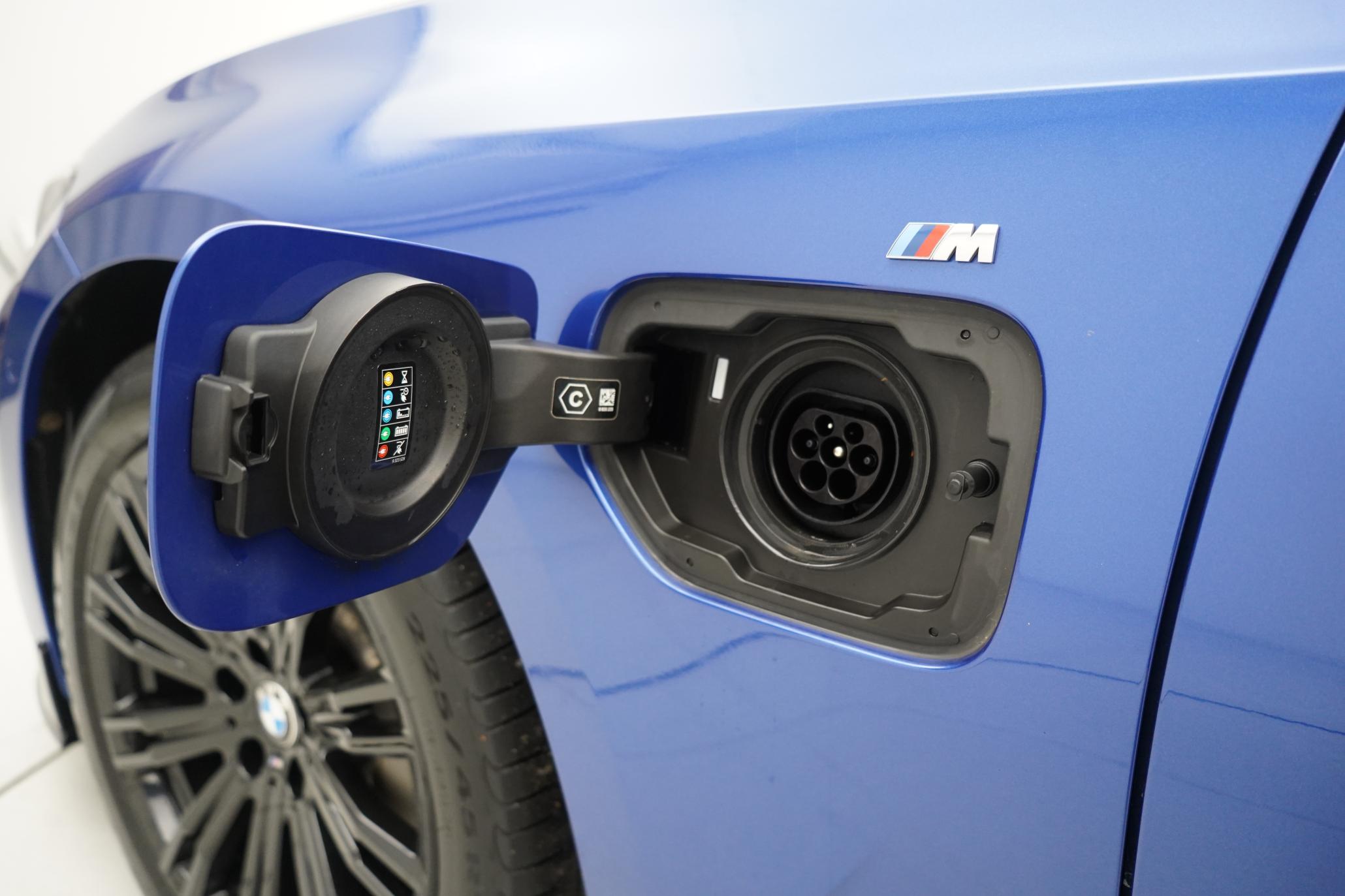 BMW 3 Series 2.0 330e 12kWh M Sport Saloon 4dr Petrol Plug-in Hybrid Auto Euro 6 (s/s) (292 ps)