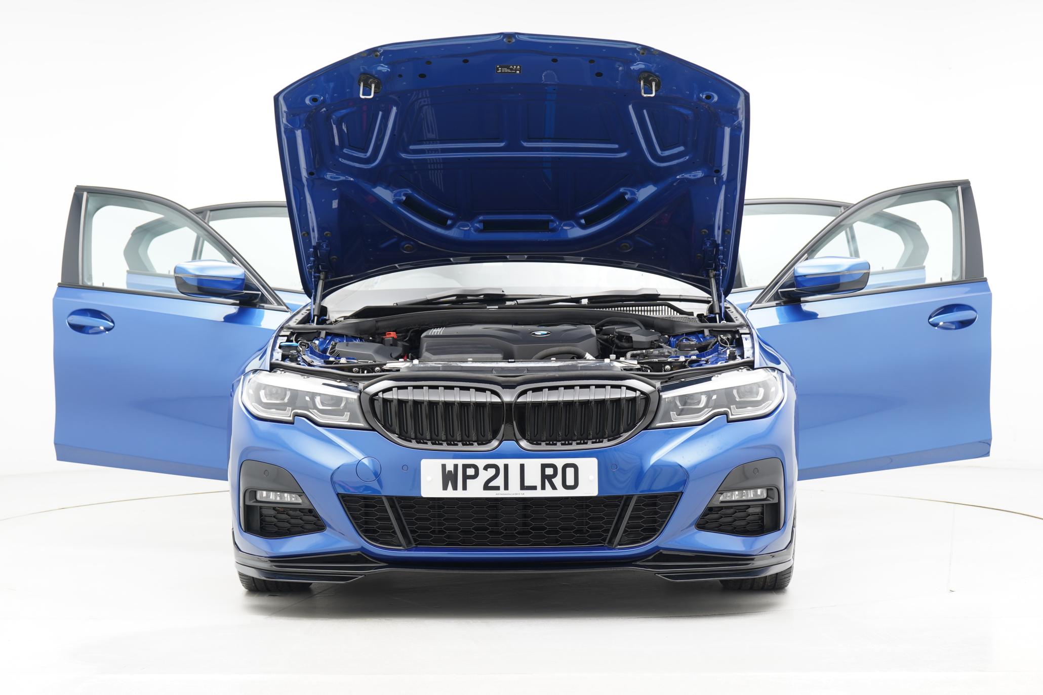 BMW 3 Series 2.0 330e 12kWh M Sport Saloon 4dr Petrol Plug-in Hybrid Auto Euro 6 (s/s) (292 ps)