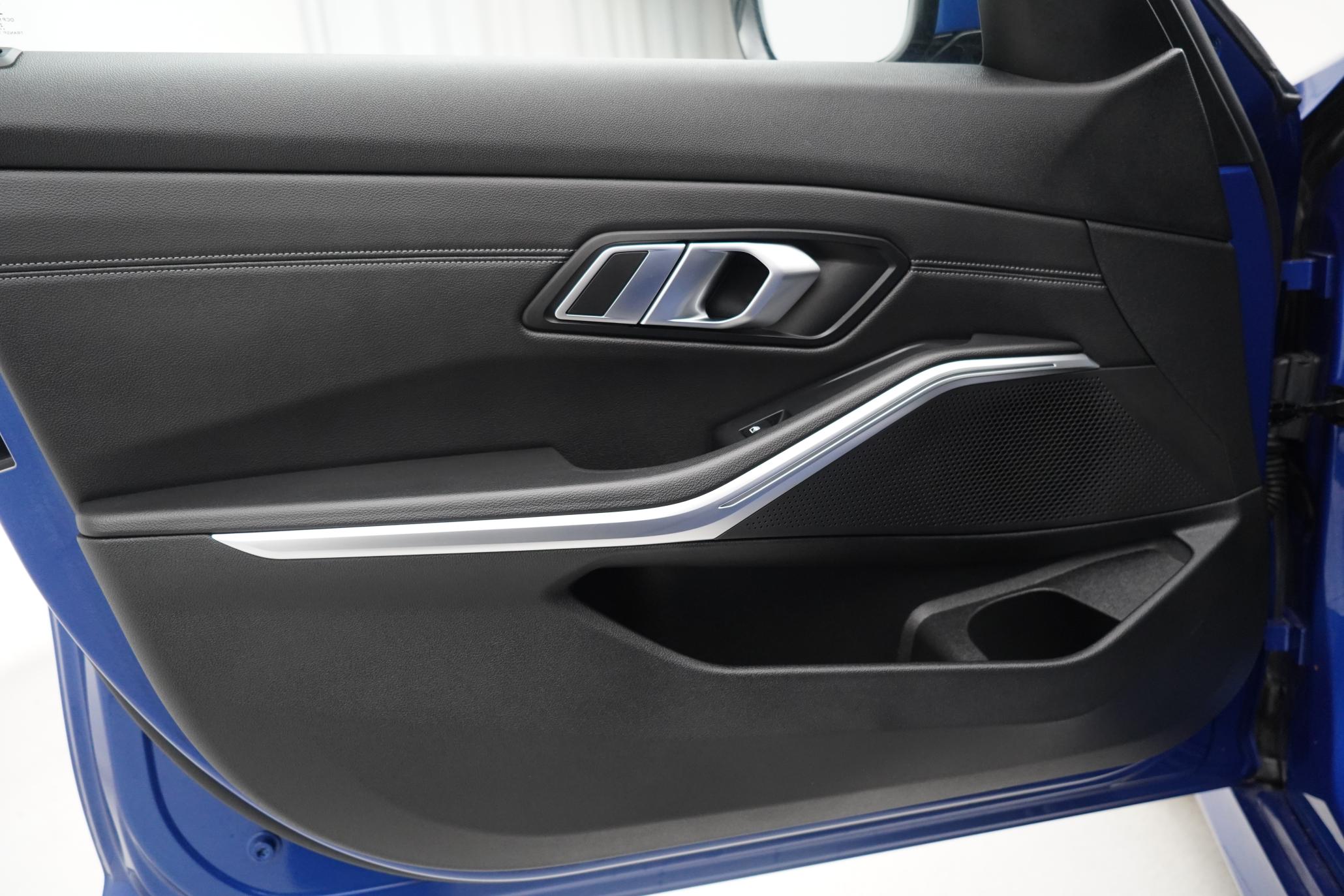 BMW 3 Series 2.0 330e 12kWh M Sport Saloon 4dr Petrol Plug-in Hybrid Auto Euro 6 (s/s) (292 ps)