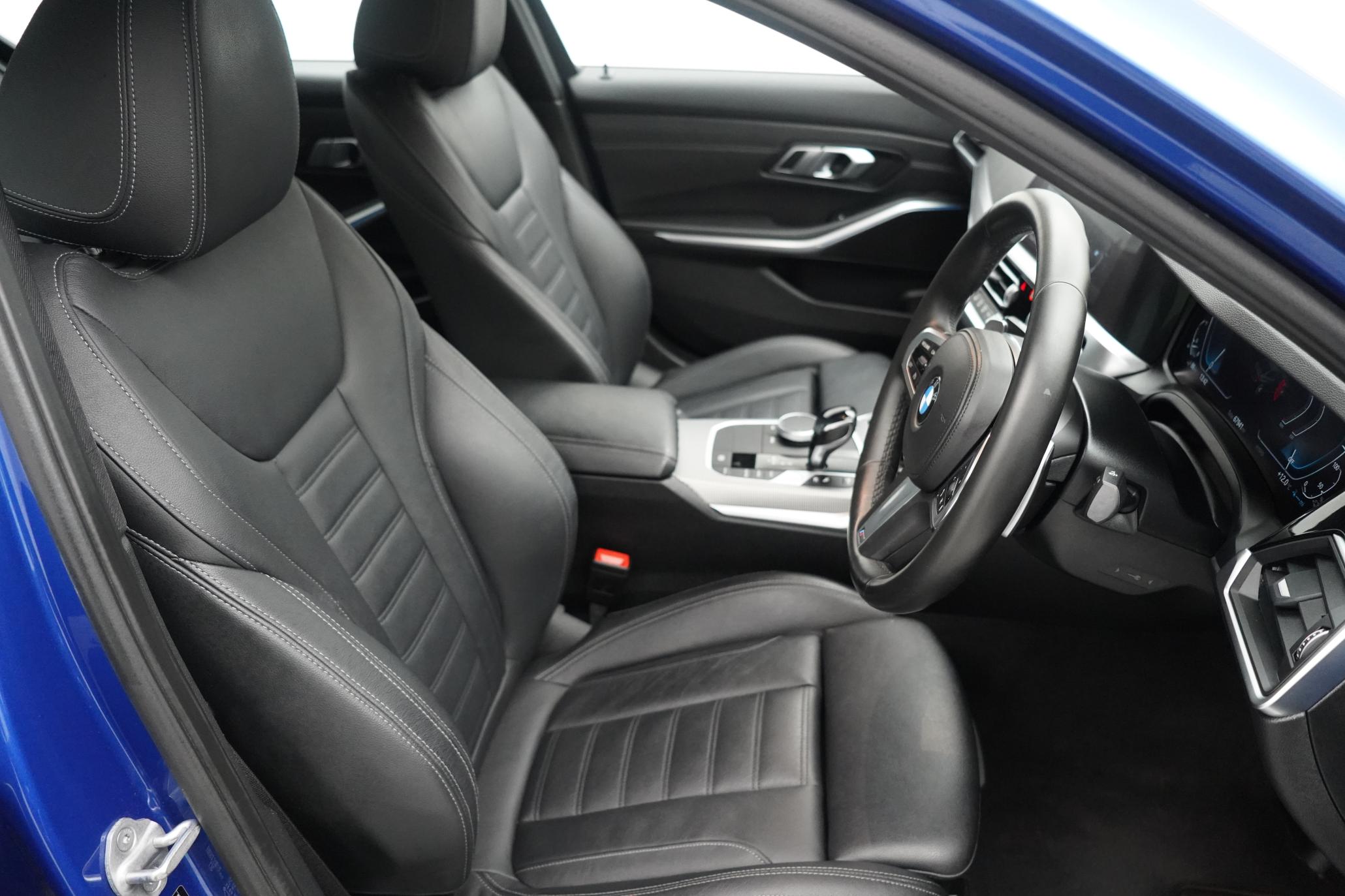 BMW 3 Series 2.0 330e 12kWh M Sport Saloon 4dr Petrol Plug-in Hybrid Auto Euro 6 (s/s) (292 ps)