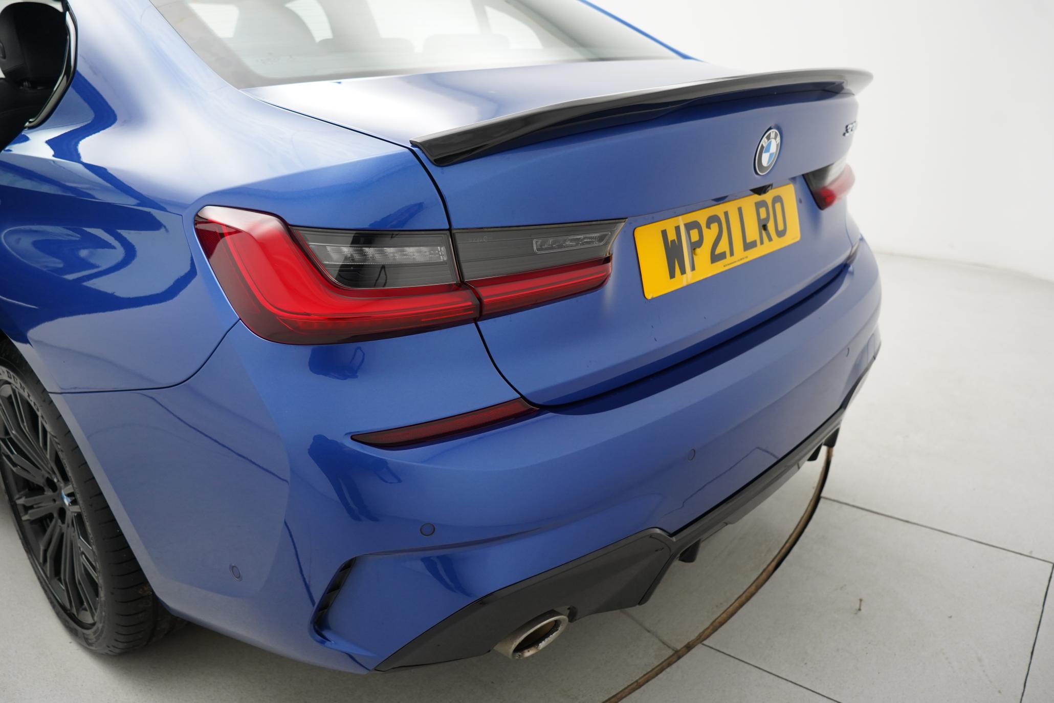 BMW 3 Series 2.0 330e 12kWh M Sport Saloon 4dr Petrol Plug-in Hybrid Auto Euro 6 (s/s) (292 ps)