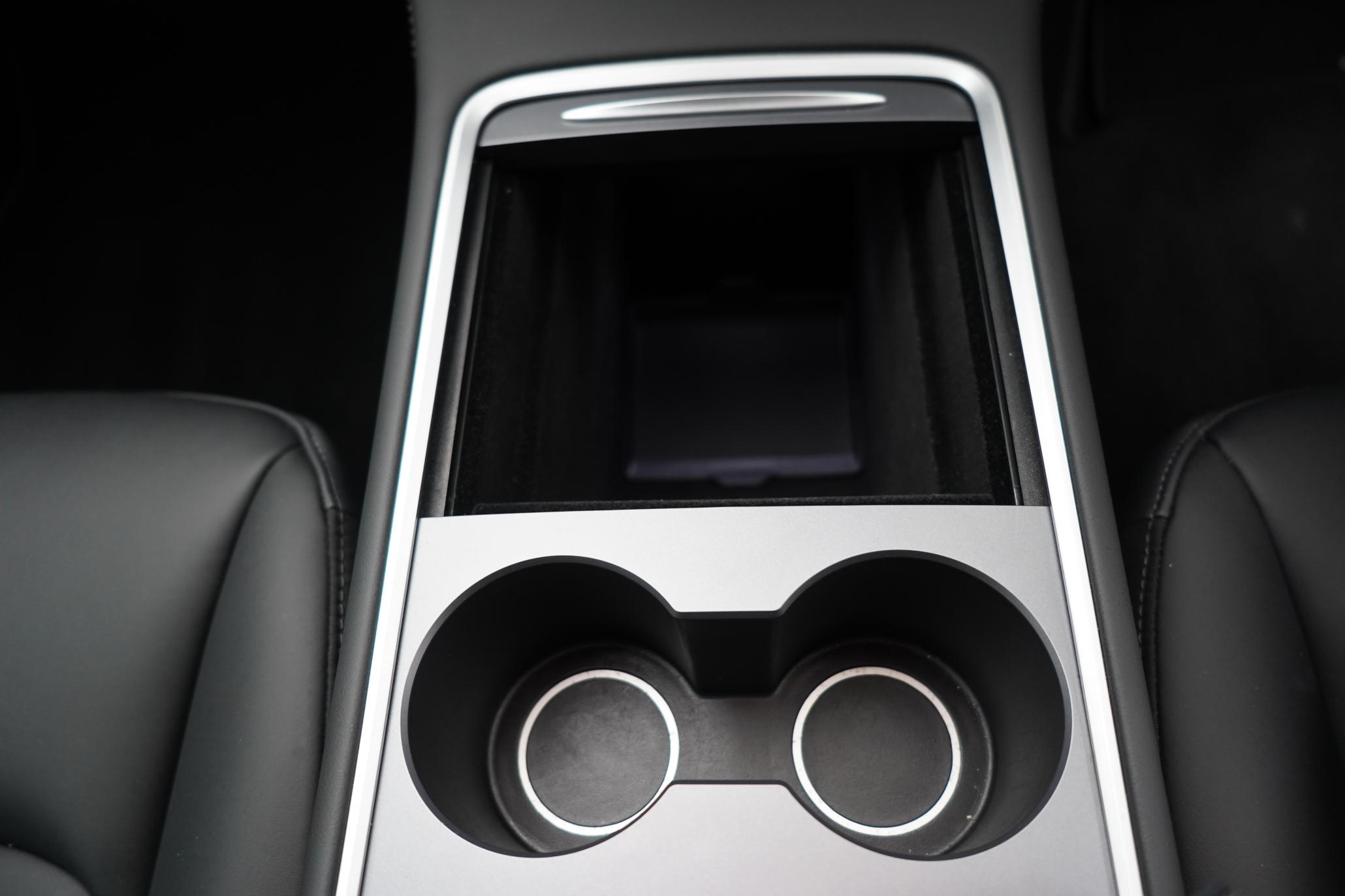 Tesla Model Y (Dual Motor) Long Range SUV 5dr Electric Auto 4WDE (384 bhp)