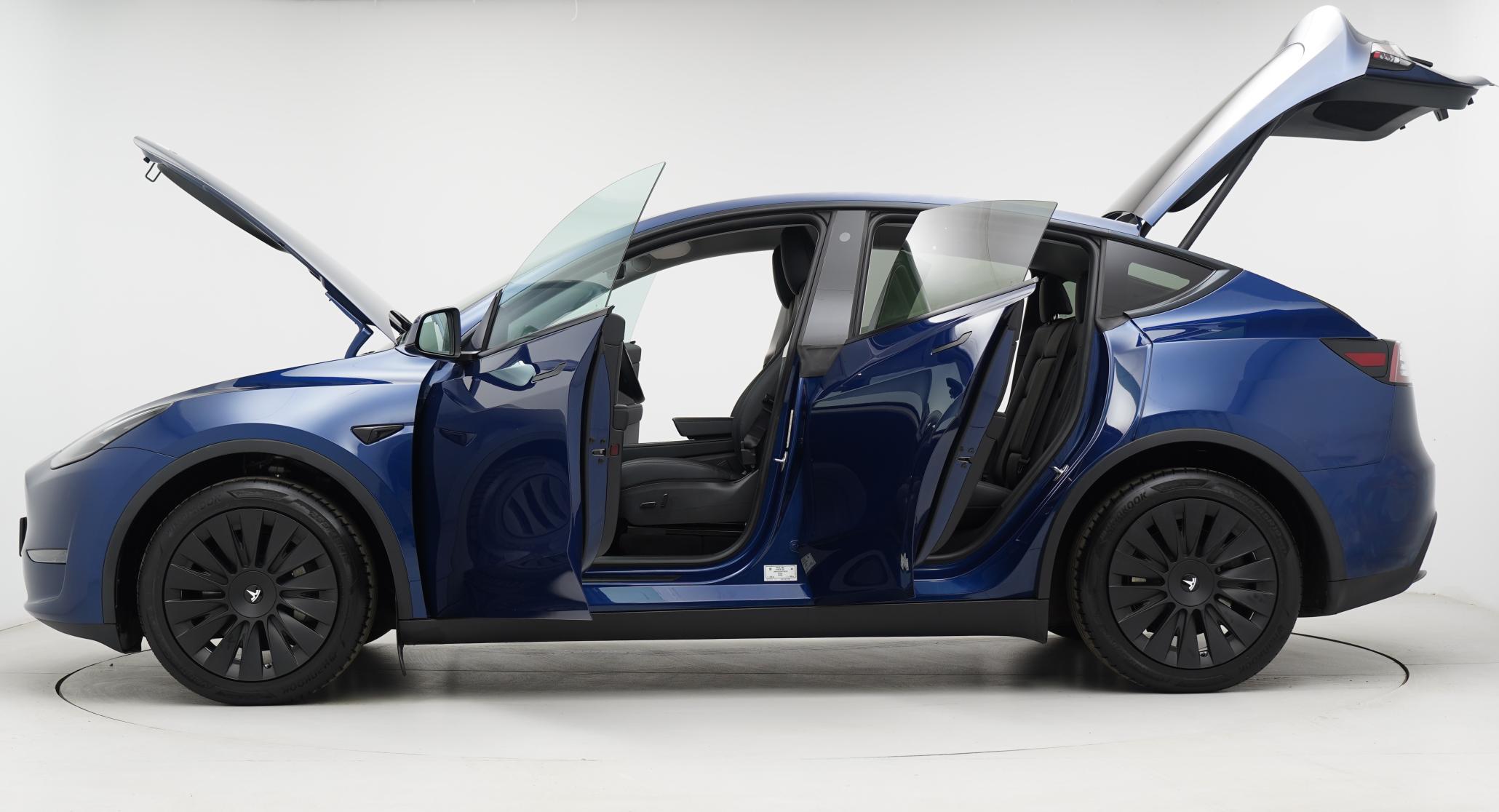 Tesla Model Y (Dual Motor) Long Range SUV 5dr Electric Auto 4WDE (384 bhp)