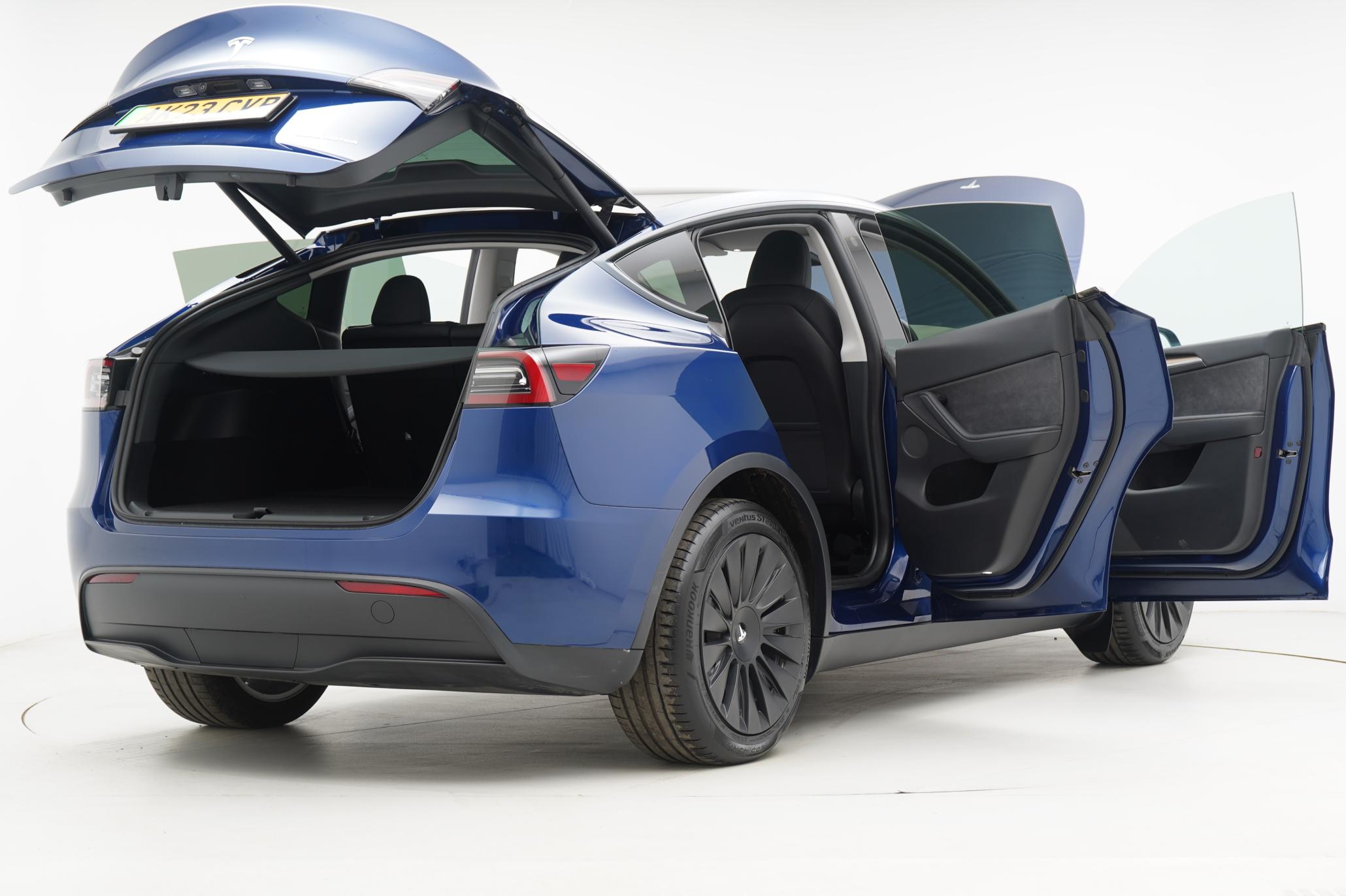 Tesla Model Y (Dual Motor) Long Range SUV 5dr Electric Auto 4WDE (384 bhp)