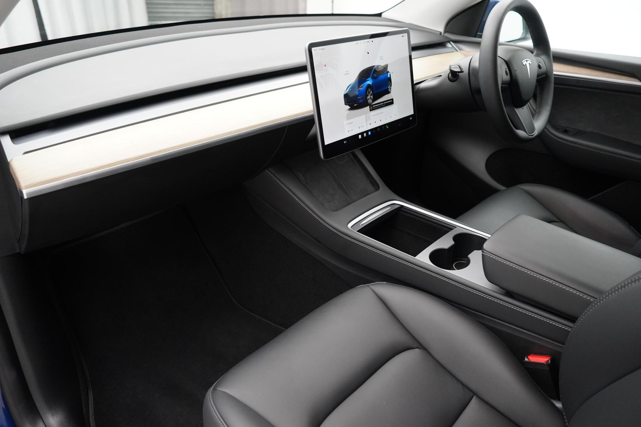 Tesla Model Y (Dual Motor) Long Range SUV 5dr Electric Auto 4WDE (384 bhp)