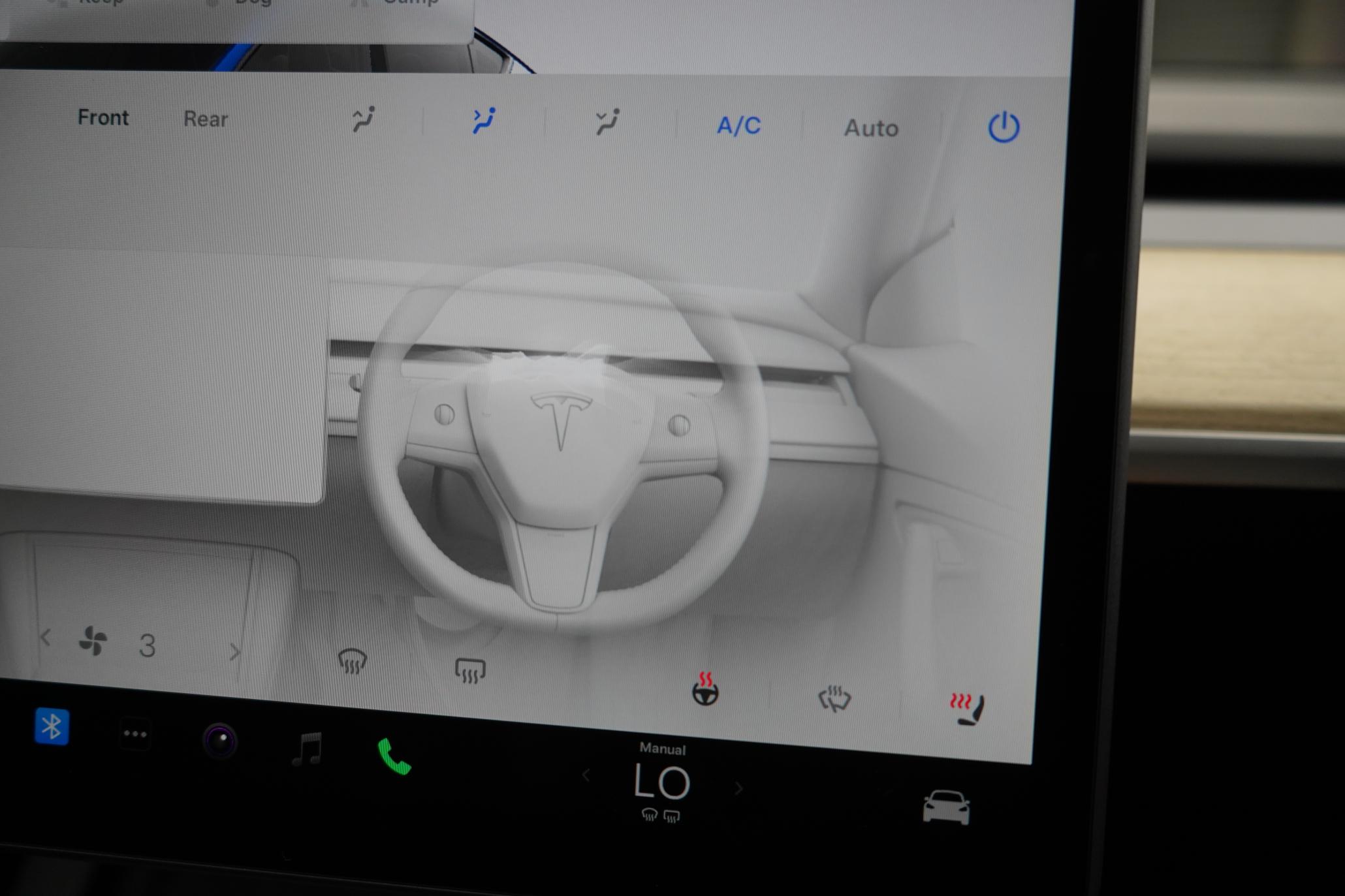 Tesla Model Y (Dual Motor) Long Range SUV 5dr Electric Auto 4WDE (384 bhp)