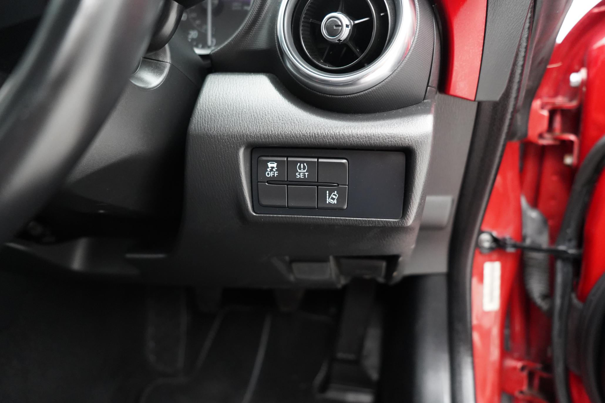 Mazda MX-5 2.0 SKYACTIV-G Sport Nav Convertible 2dr Petrol Manual Euro 6 (160 ps)