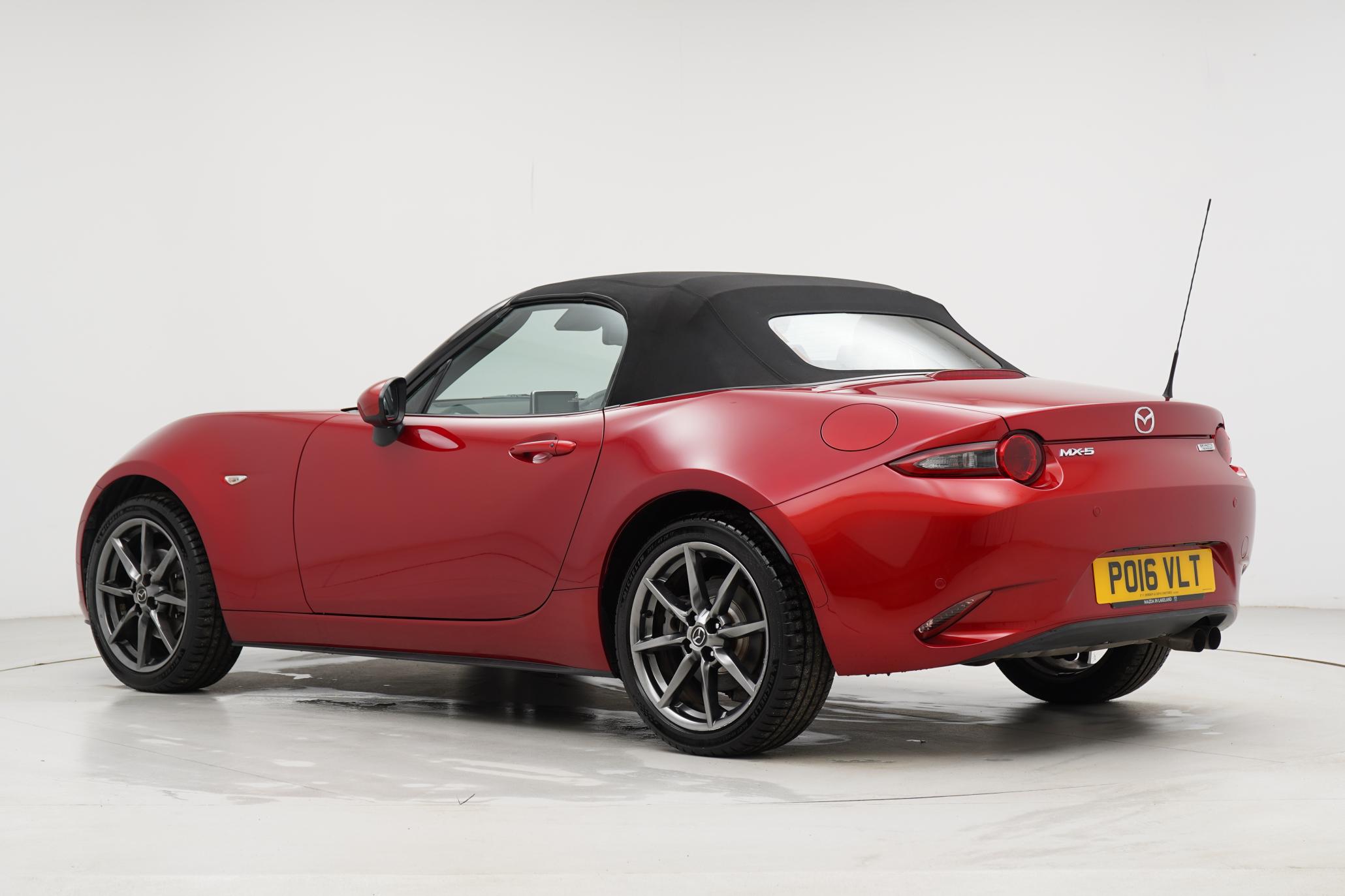 Mazda MX-5 2.0 SKYACTIV-G Sport Nav Convertible 2dr Petrol Manual Euro 6 (160 ps)