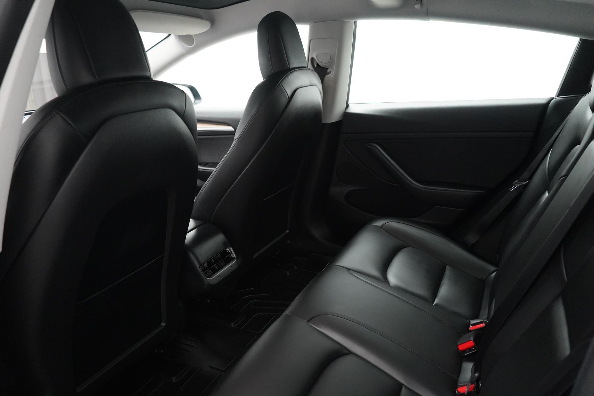 Tesla Model 3 Standard Range Plus Saloon 4dr Electric Auto RWD (241 bhp)