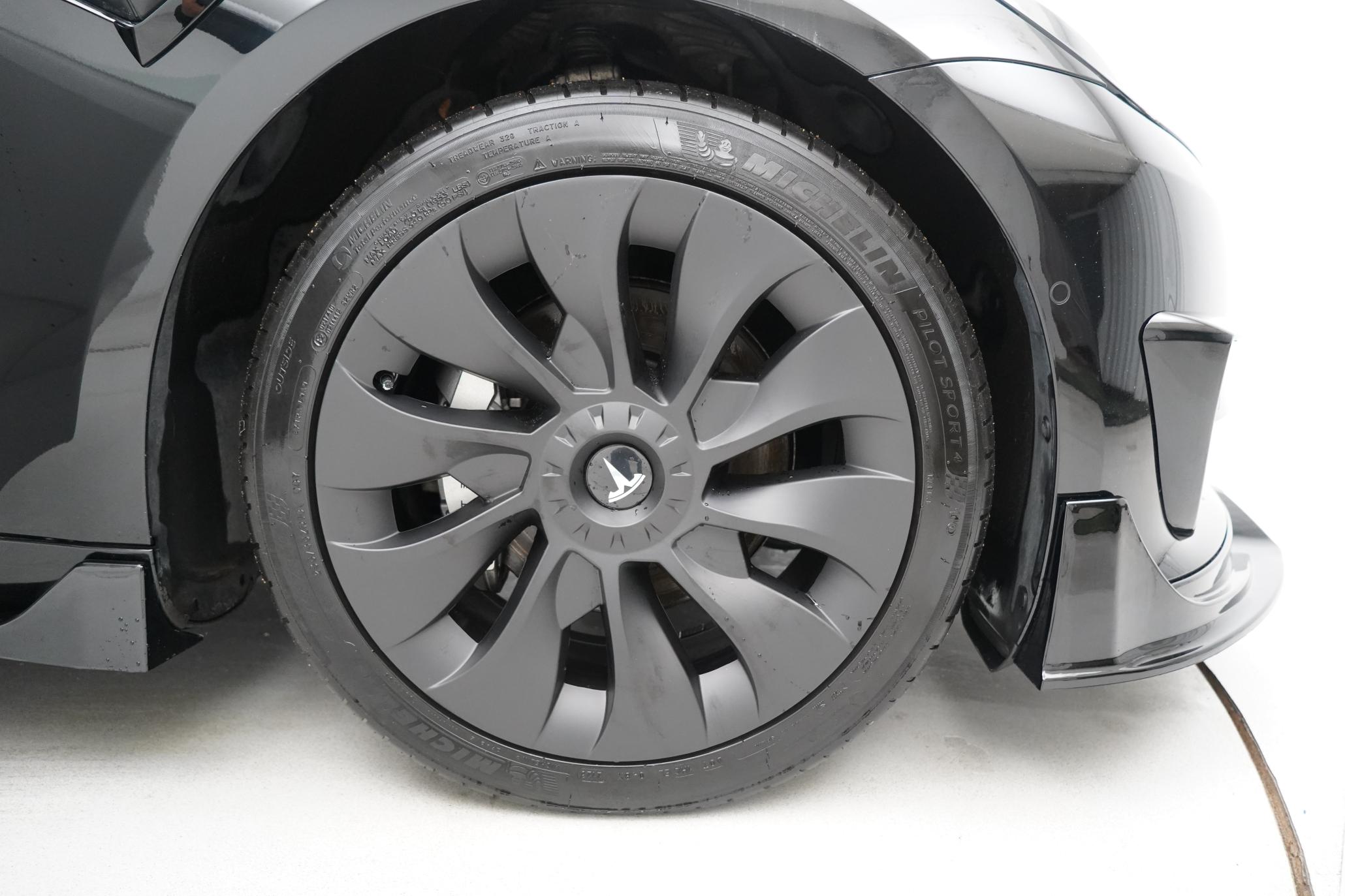 Tesla Model 3 Standard Range Plus Saloon 4dr Electric Auto RWD (241 bhp)