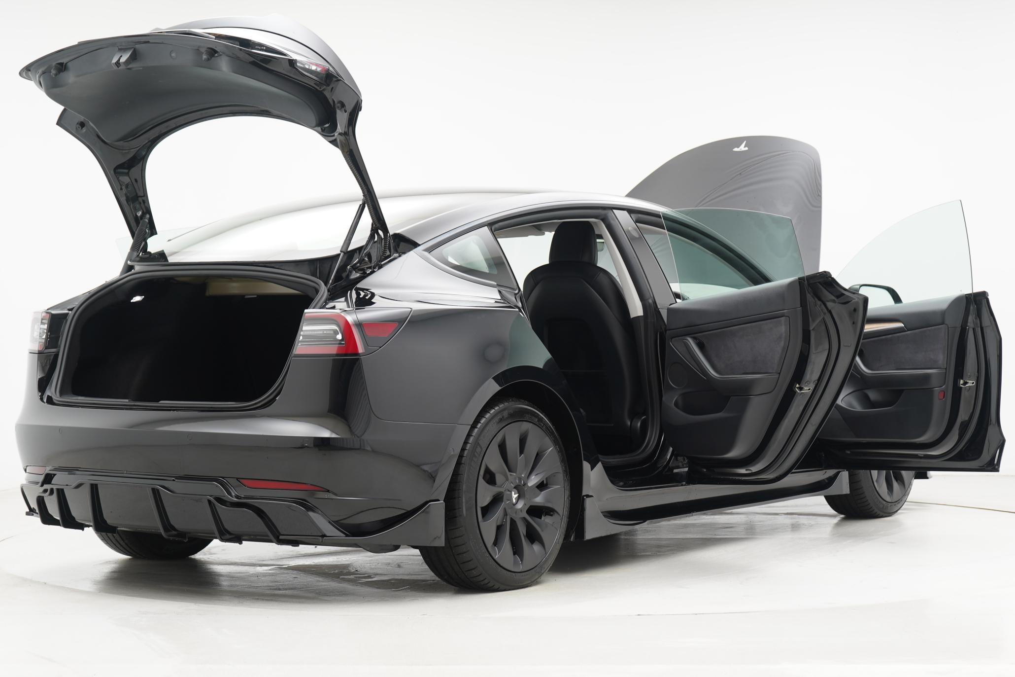 Tesla Model 3 Standard Range Plus Saloon 4dr Electric Auto RWD (241 bhp)