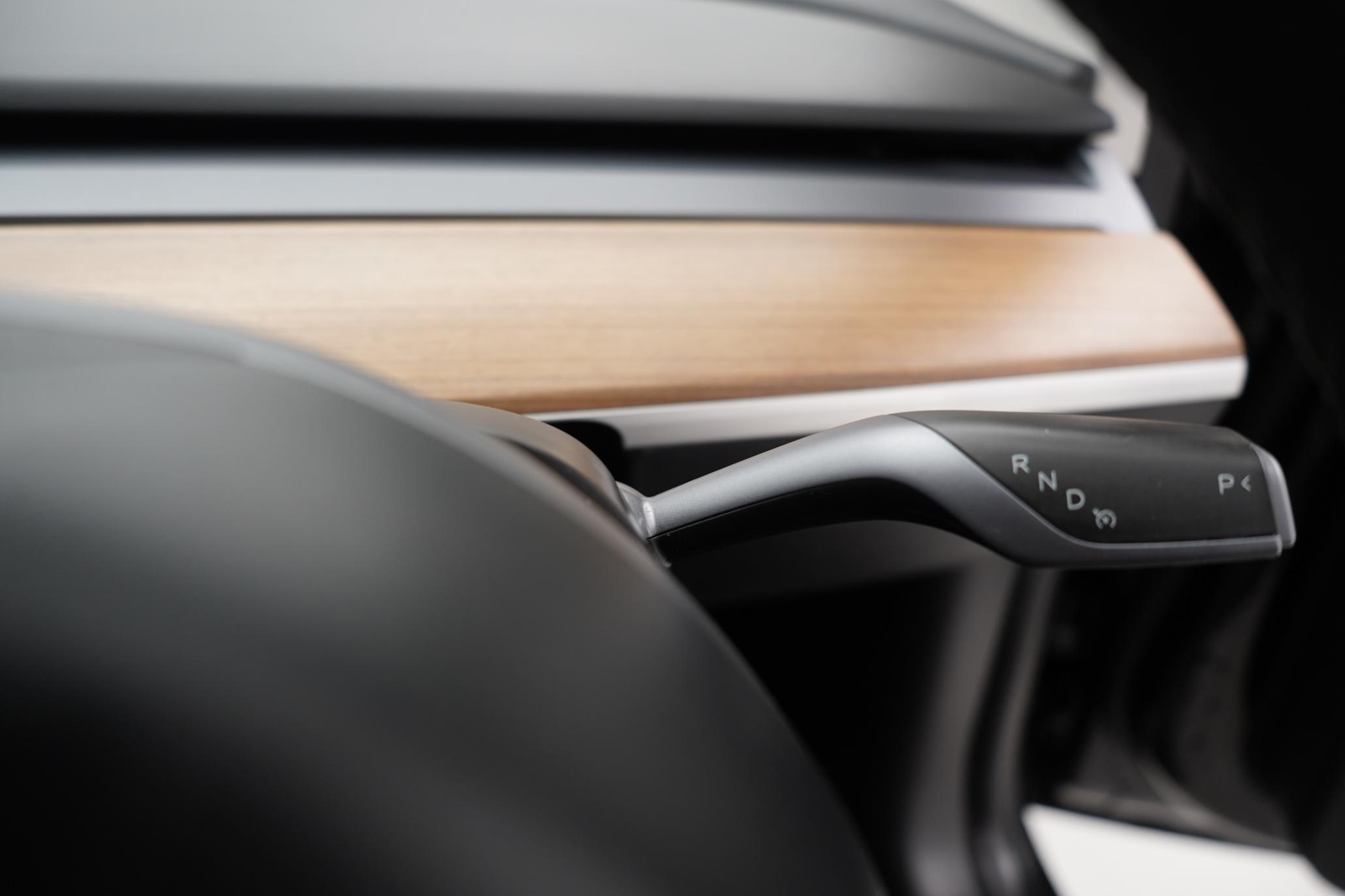 Tesla Model 3 Standard Range Plus Saloon 4dr Electric Auto RWD (241 bhp)