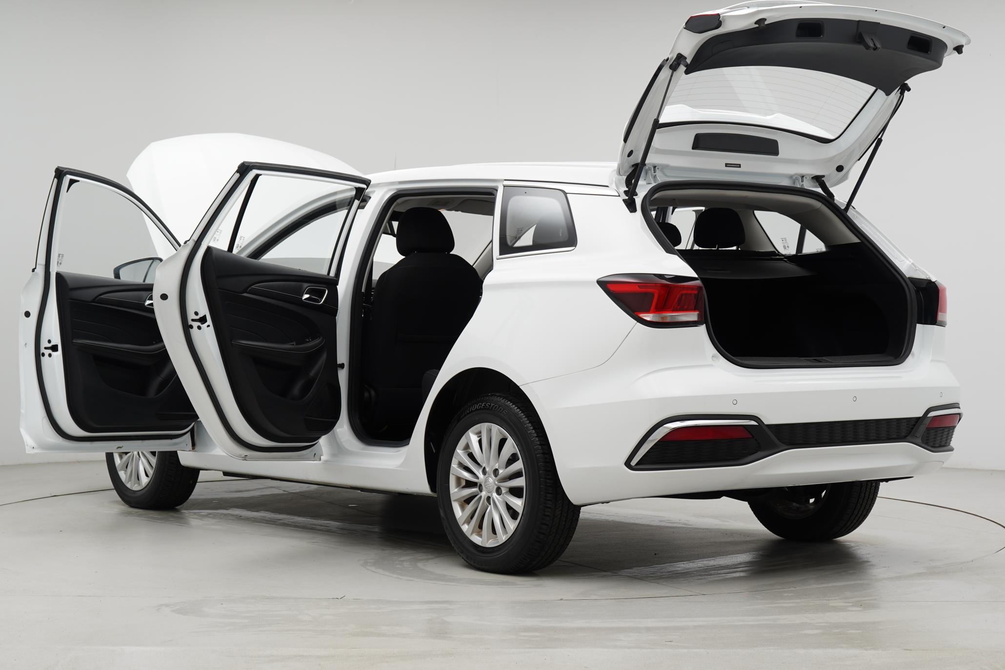 MG MG5 61.1kWh Excite Long Range Estate 5dr Electric Auto (156 ps)