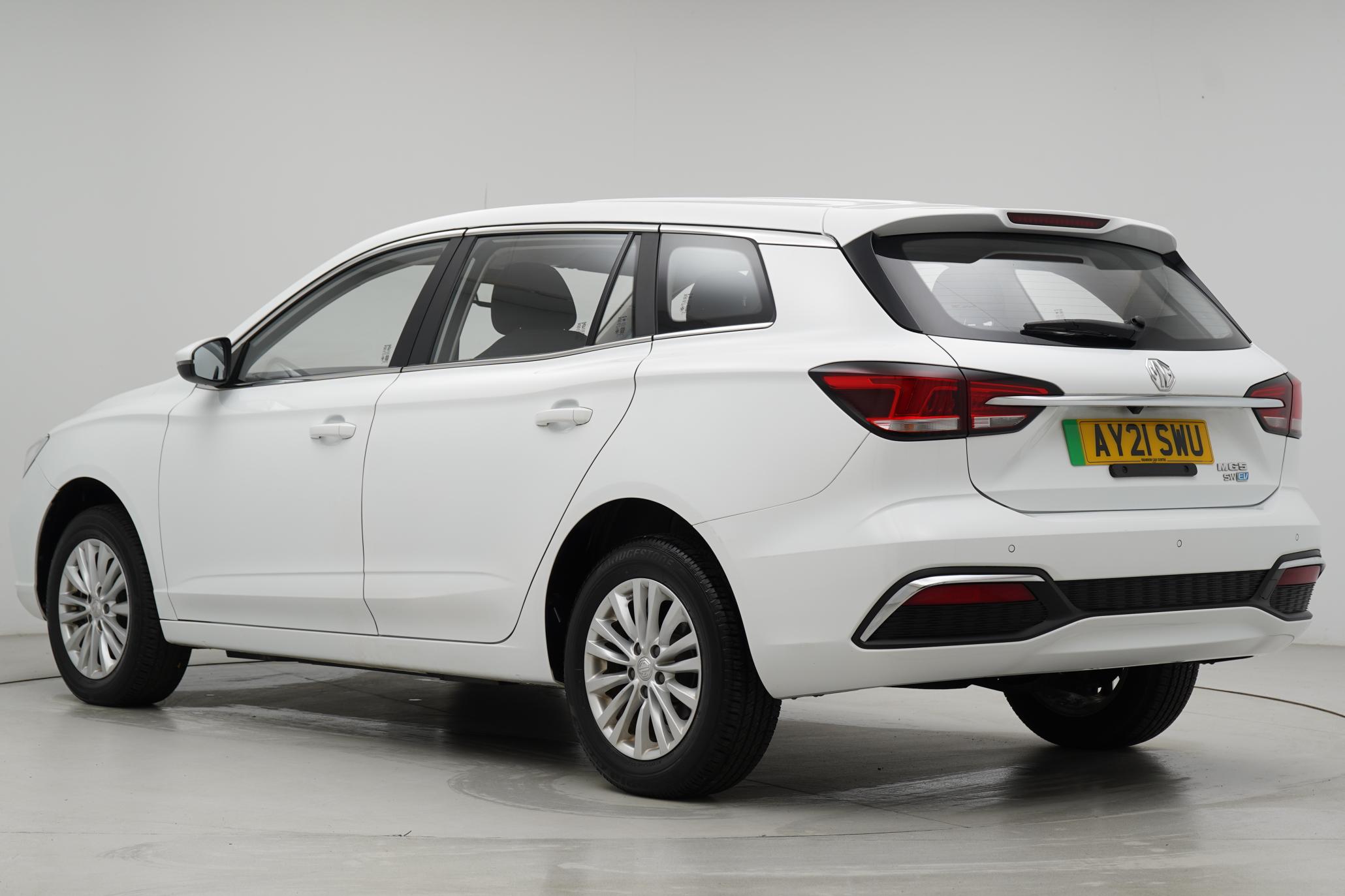 MG MG5 61.1kWh Excite Long Range Estate 5dr Electric Auto (156 ps)