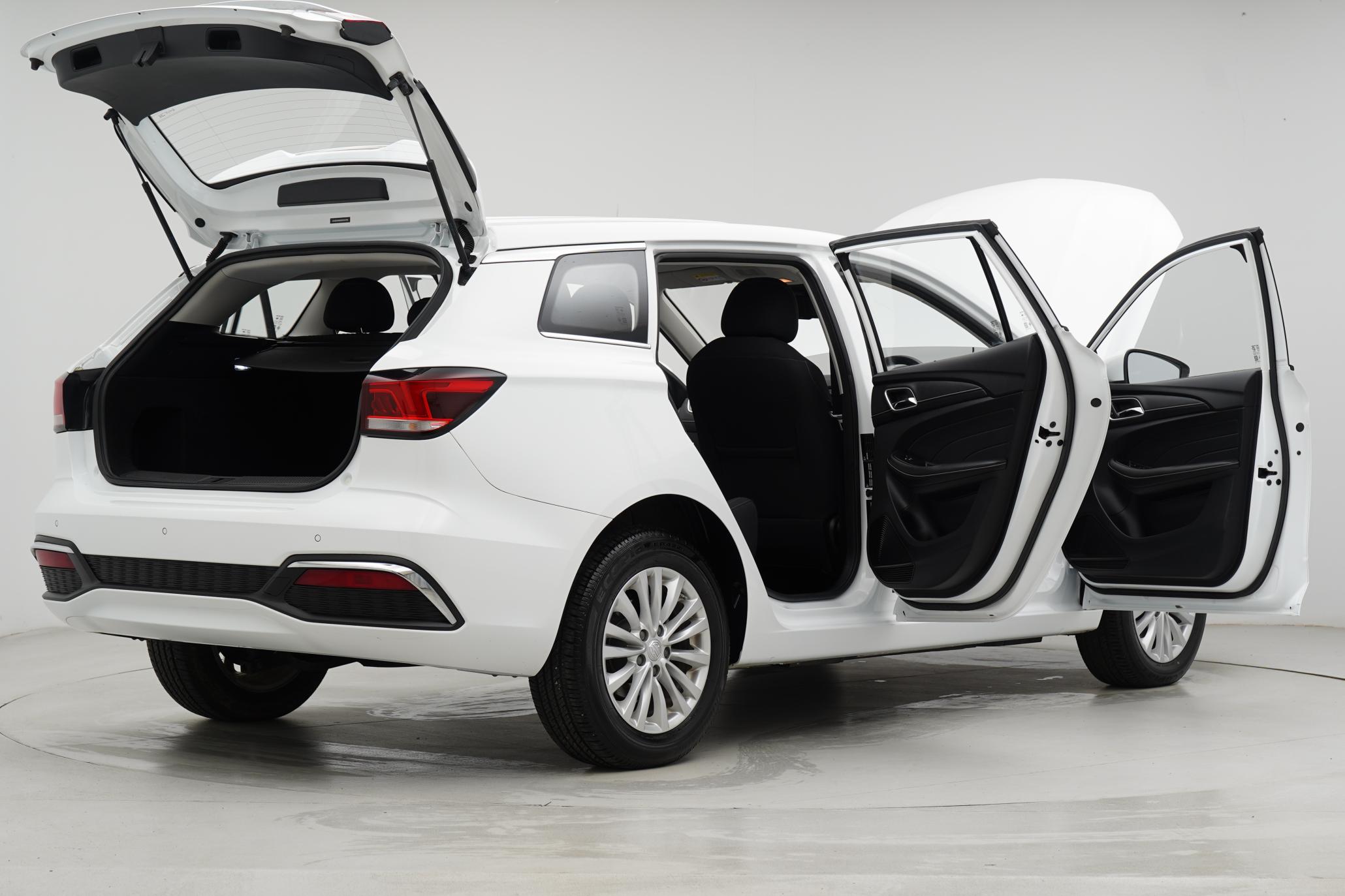 MG MG5 61.1kWh Excite Long Range Estate 5dr Electric Auto (156 ps)
