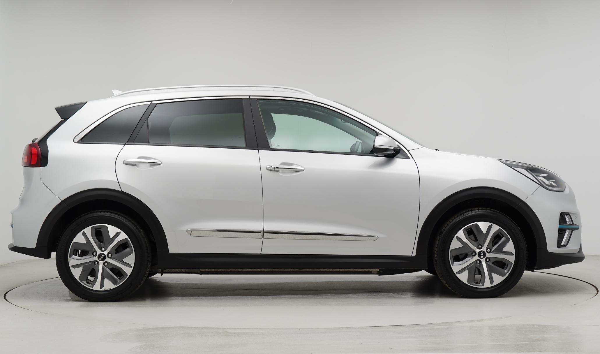 Kia Niro 64kWh 4+ SUV 5dr Electric Auto (201 bhp)