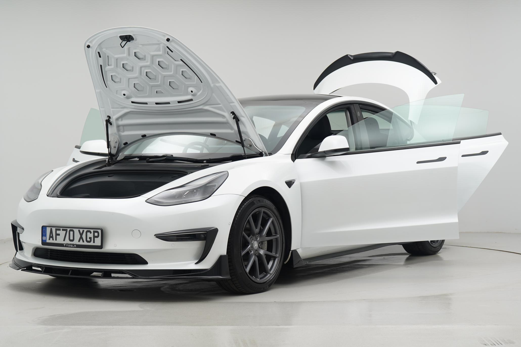 Tesla Model 3 (Dual Motor) Long Range Saloon 4dr Electric Auto 4WDE (346 ps)