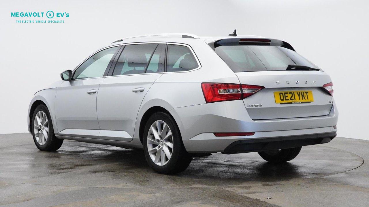 Skoda Superb 1.4 TSI iV 13kWh SE Technology Estate 5dr Petrol Plug-in Hybrid DSG Euro 6 (s/s) (218 ps)