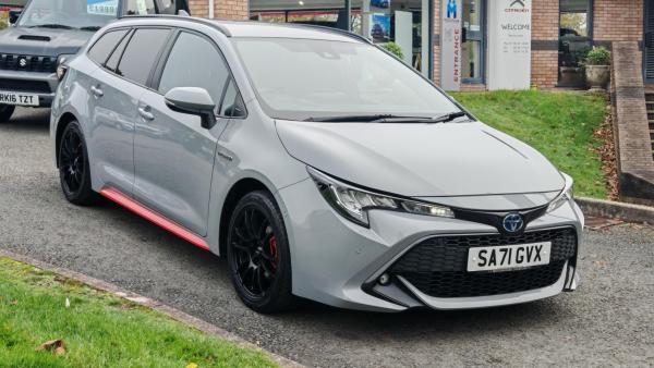 Toyota Corolla 1.8 VVT-h GPF Icon Tech Touring Sports 5dr Petrol Hybrid CVT Euro 6 (s/s) (122 ps)