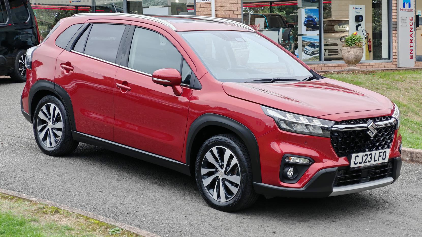 Suzuki S-cross