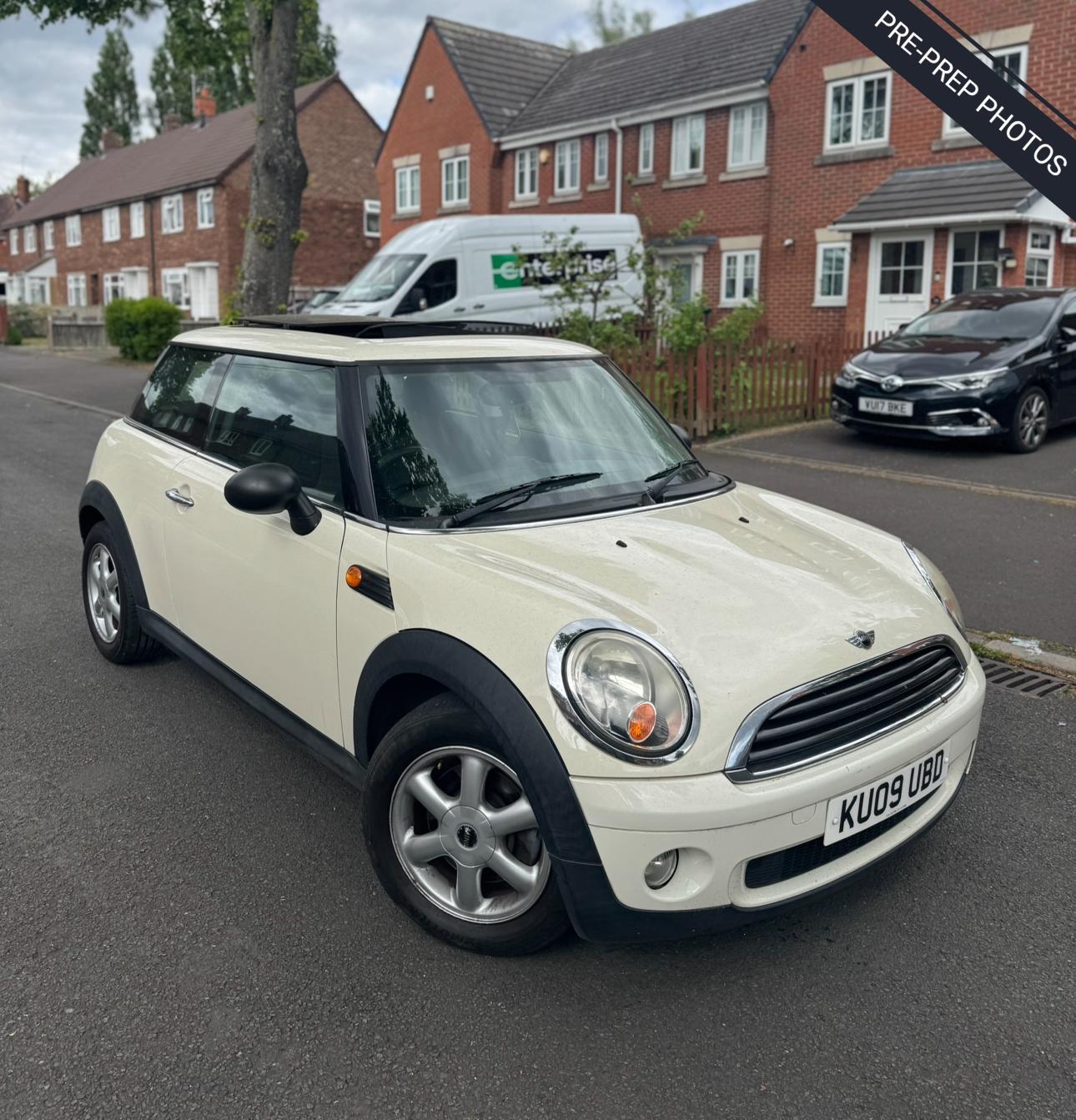 Mini Hatch 2009