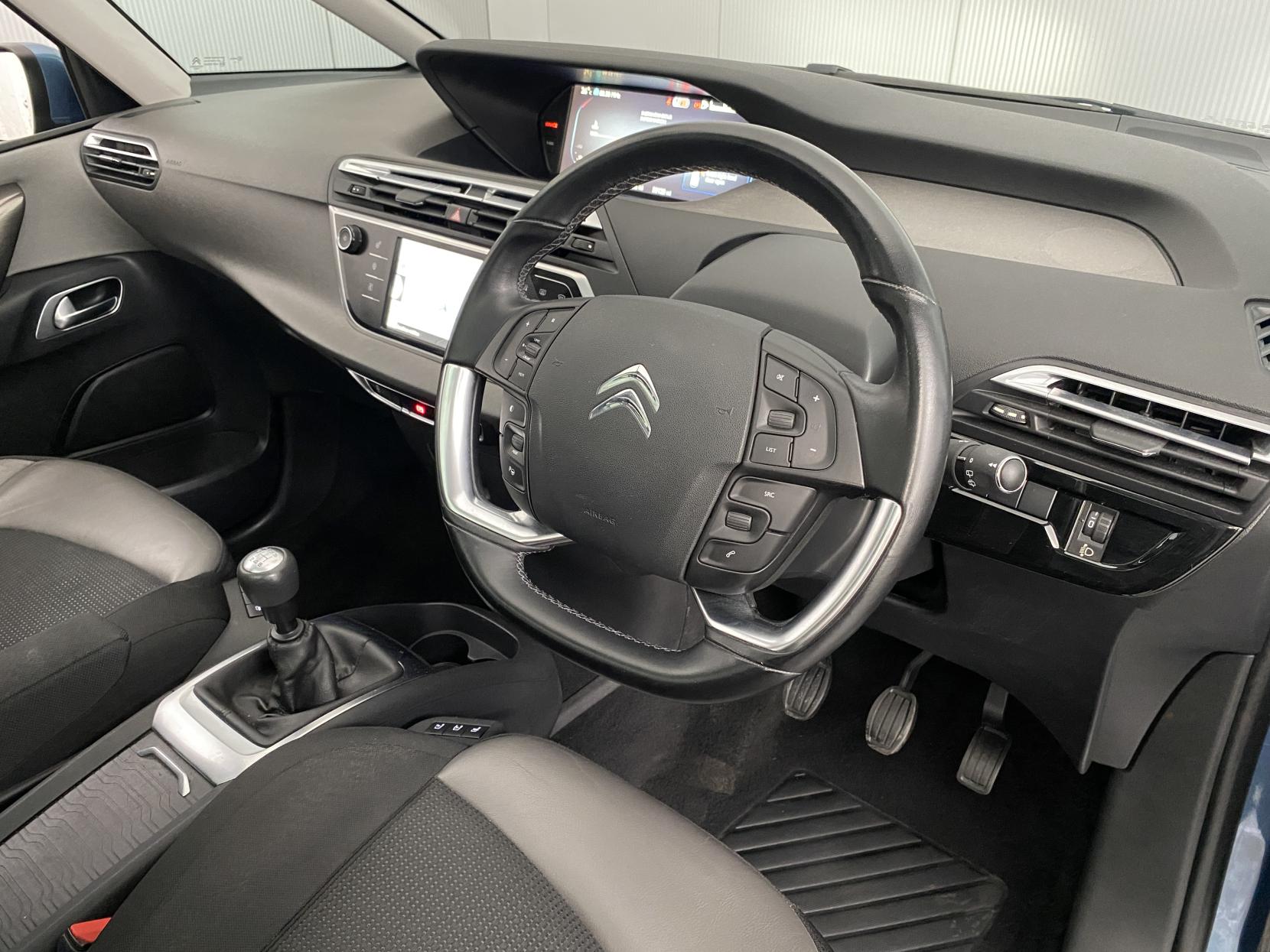 Citroen C4 Picasso 2.0 BlueHDi Exclusive+ MPV 5dr Diesel Manual Euro 6 (s/s) (150 ps)