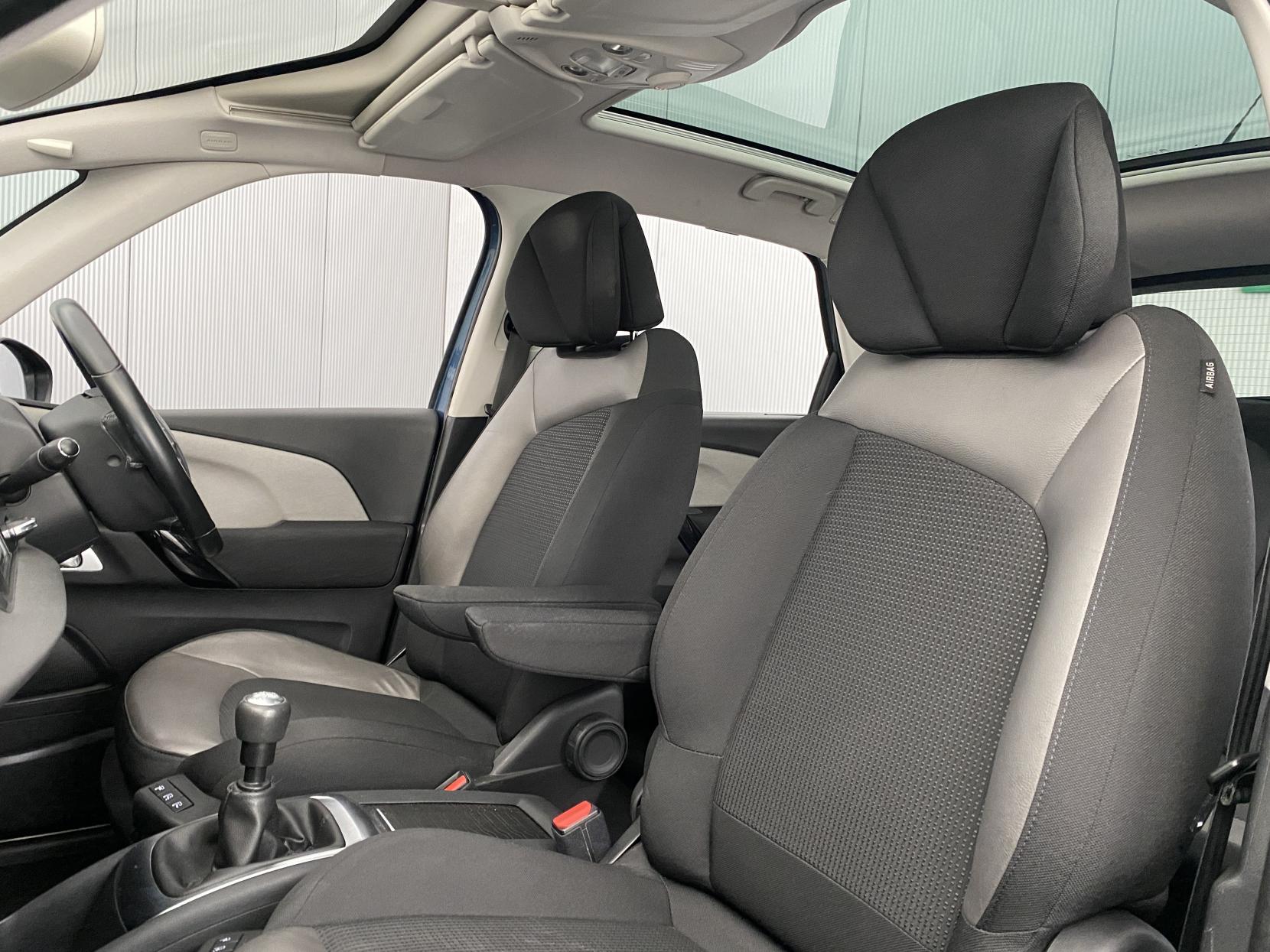 Citroen C4 Picasso 2.0 BlueHDi Exclusive+ MPV 5dr Diesel Manual Euro 6 (s/s) (150 ps)