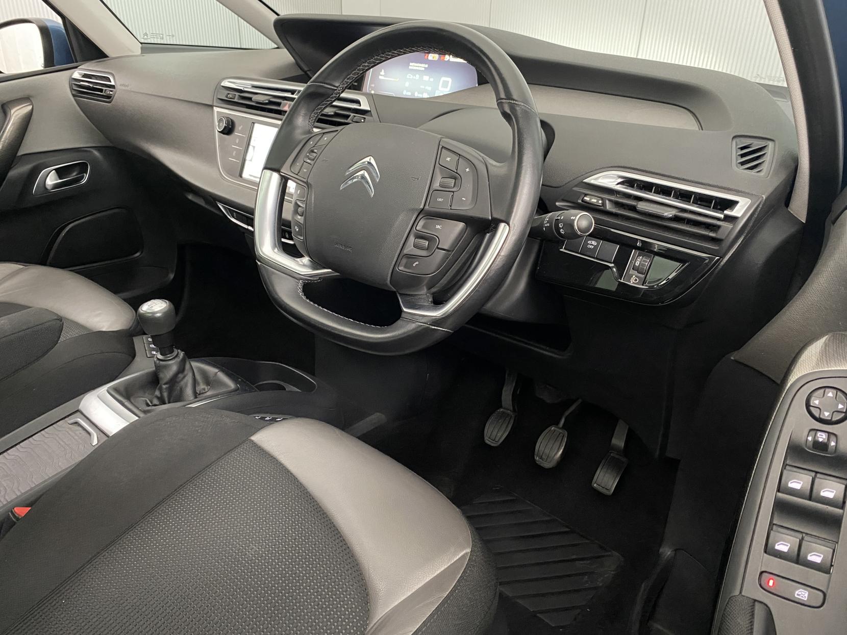 Citroen C4 Picasso 2.0 BlueHDi Exclusive+ MPV 5dr Diesel Manual Euro 6 (s/s) (150 ps)