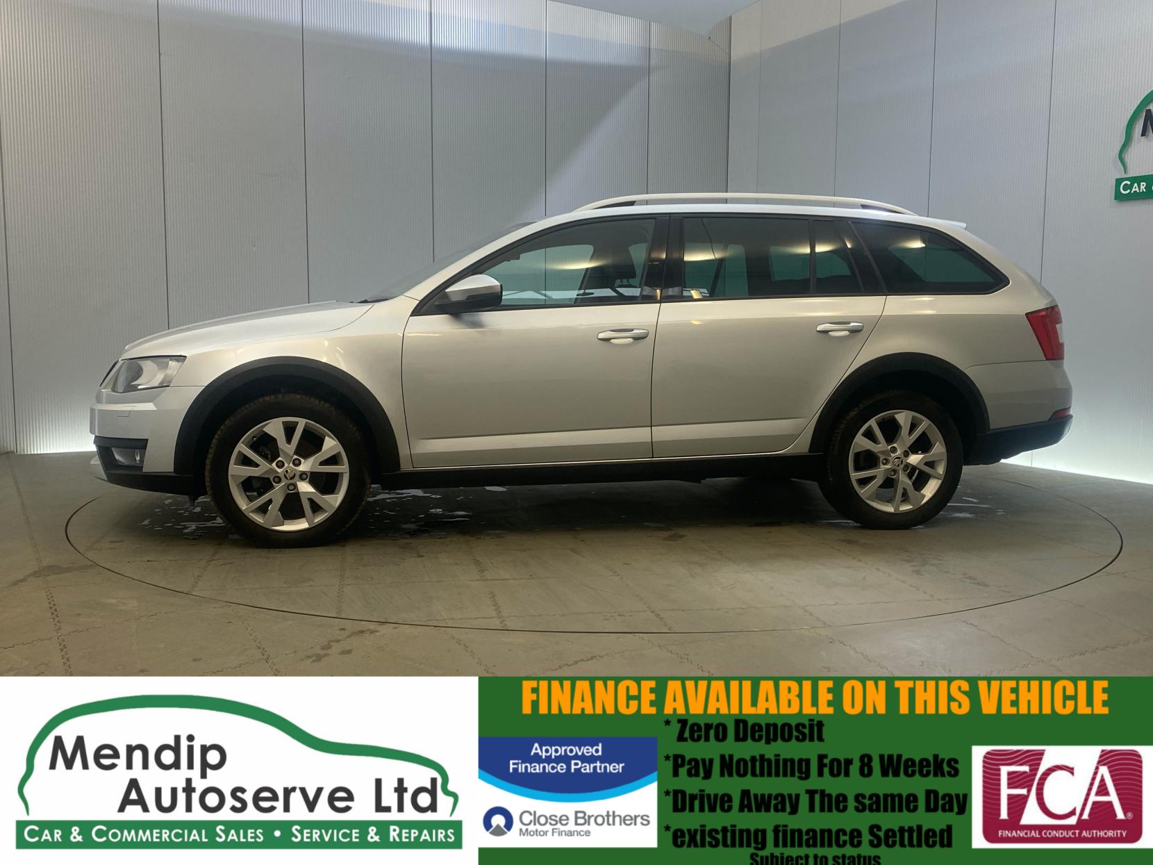 Skoda Octavia 2.0 TDI Scout Estate 5dr Diesel Manual 4WD Euro 6 (s/s) (150 ps)