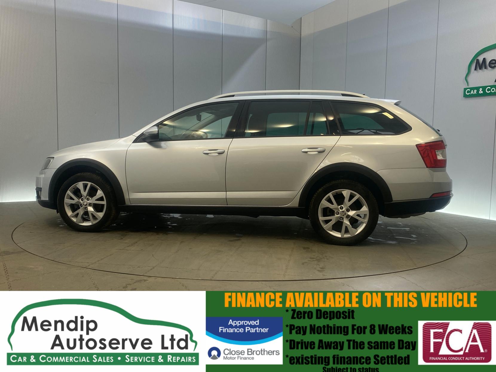 Skoda Octavia 2.0 TDI Scout Estate 5dr Diesel Manual 4WD Euro 6 (s/s) (150 ps)