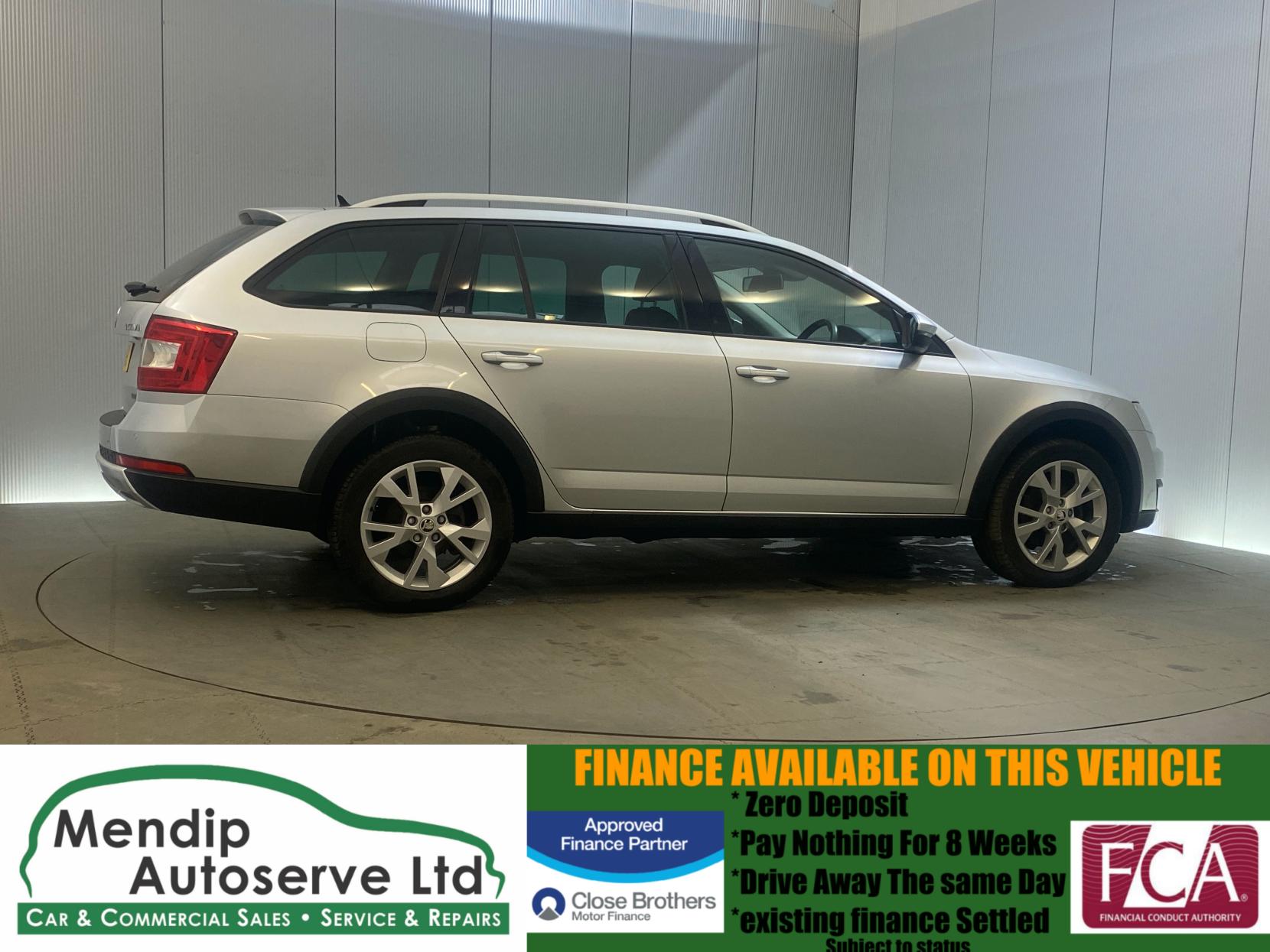 Skoda Octavia 2.0 TDI Scout Estate 5dr Diesel Manual 4WD Euro 6 (s/s) (150 ps)