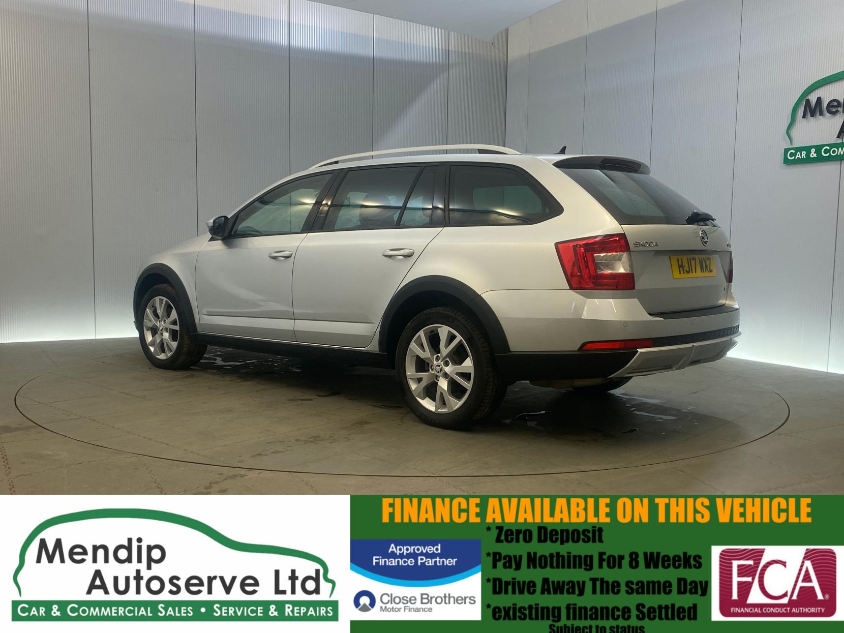 Skoda Octavia 2.0 TDI Scout Estate 5dr Diesel Manual 4WD Euro 6 (s/s) (150 ps)