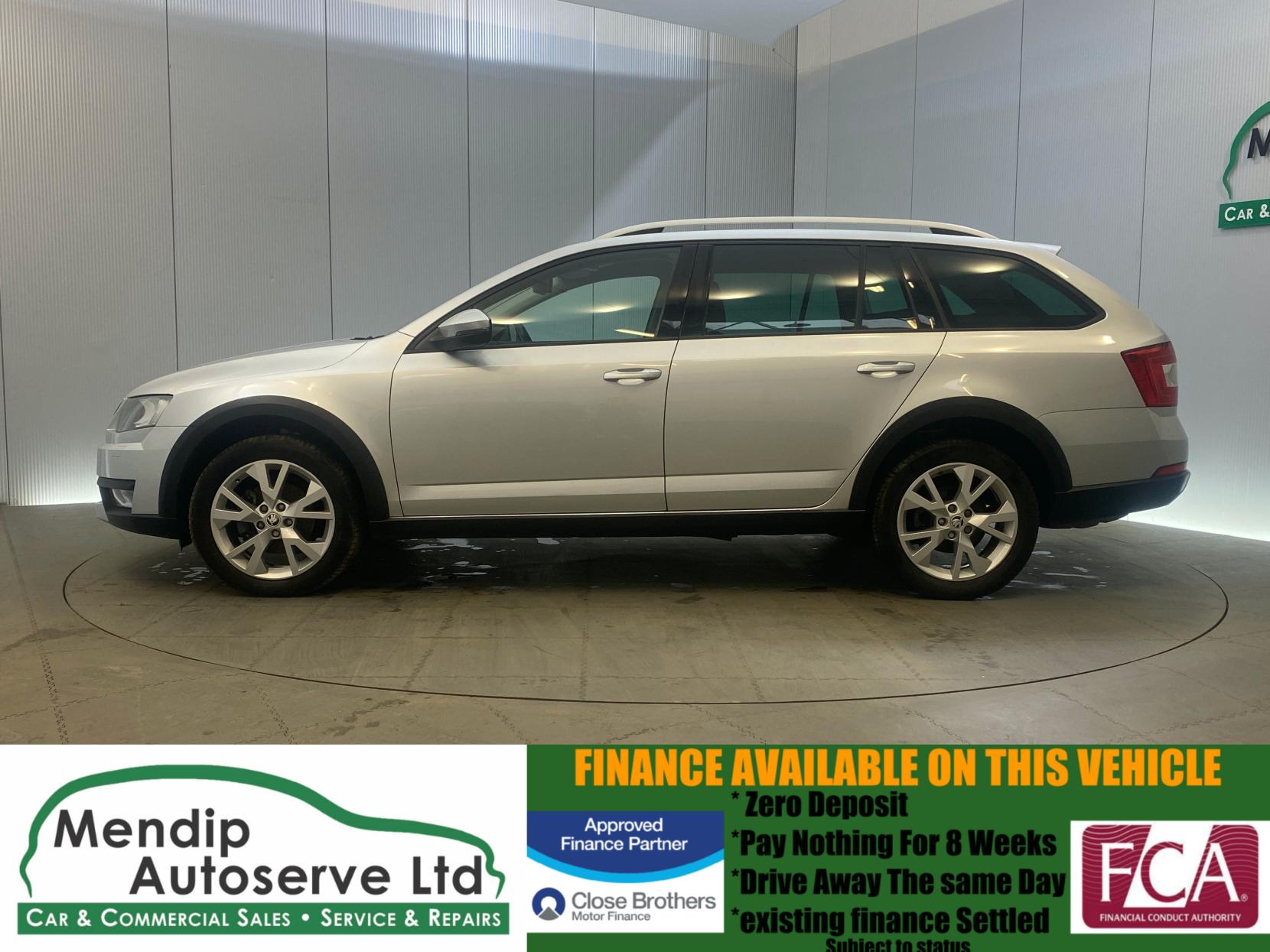 Skoda Octavia 2.0 TDI Scout Estate 5dr Diesel Manual 4WD Euro 6 (s/s) (150 ps)