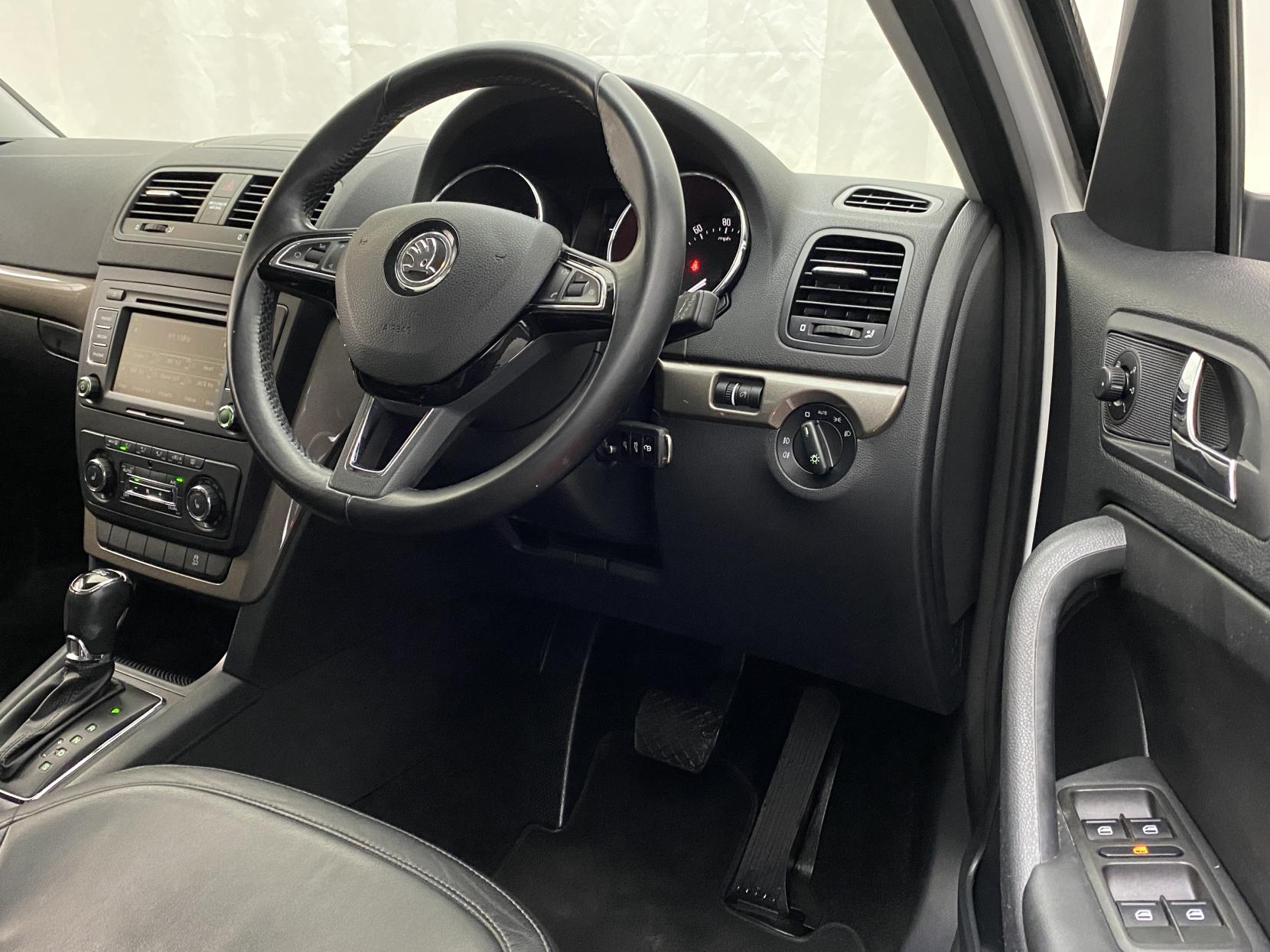 Skoda Yeti 1.2 TSI Elegance SUV 5dr Petrol DSG Euro 5 (105 ps)