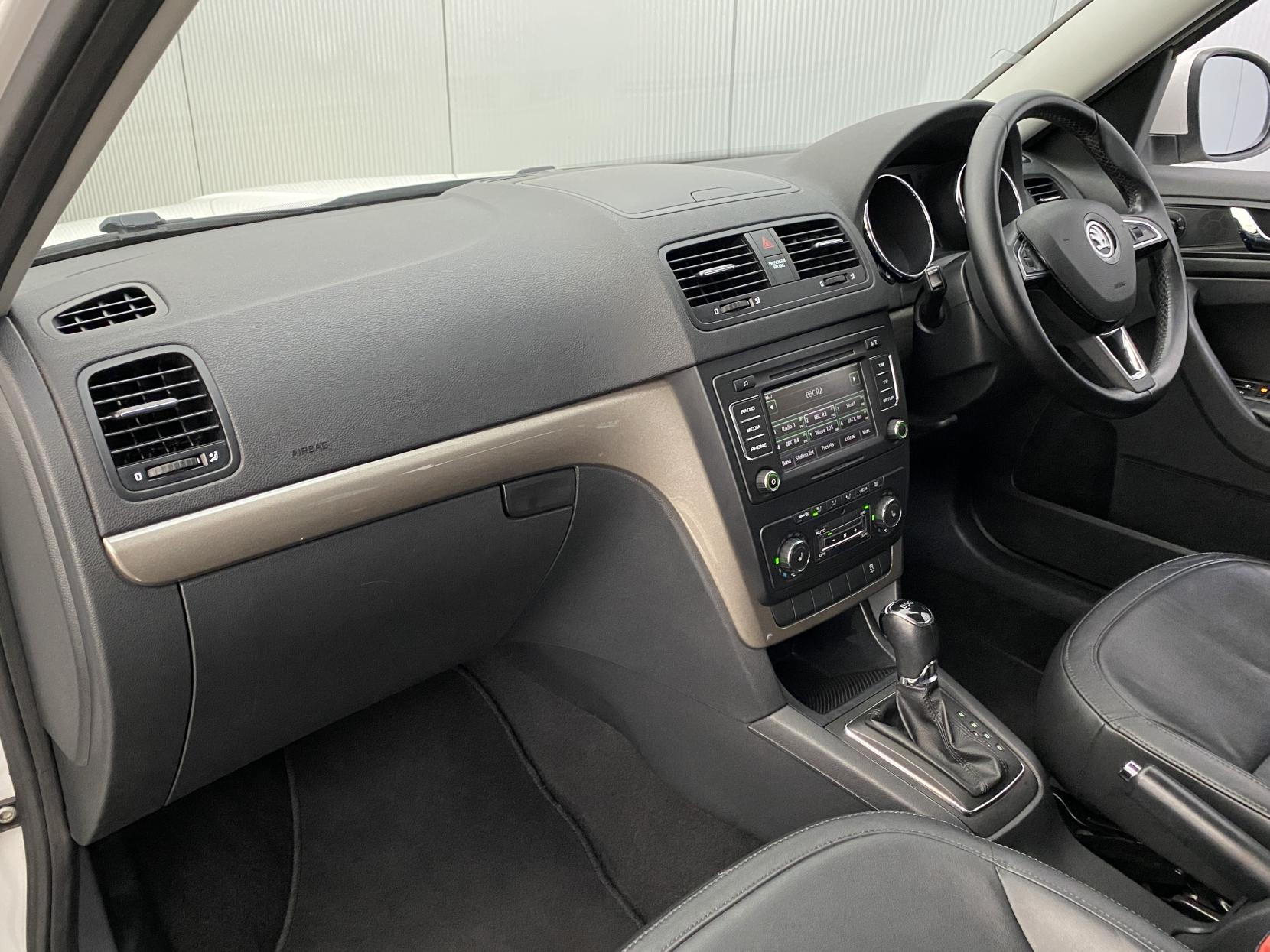 Skoda Yeti 1.2 TSI Elegance SUV 5dr Petrol DSG Euro 5 (105 ps)