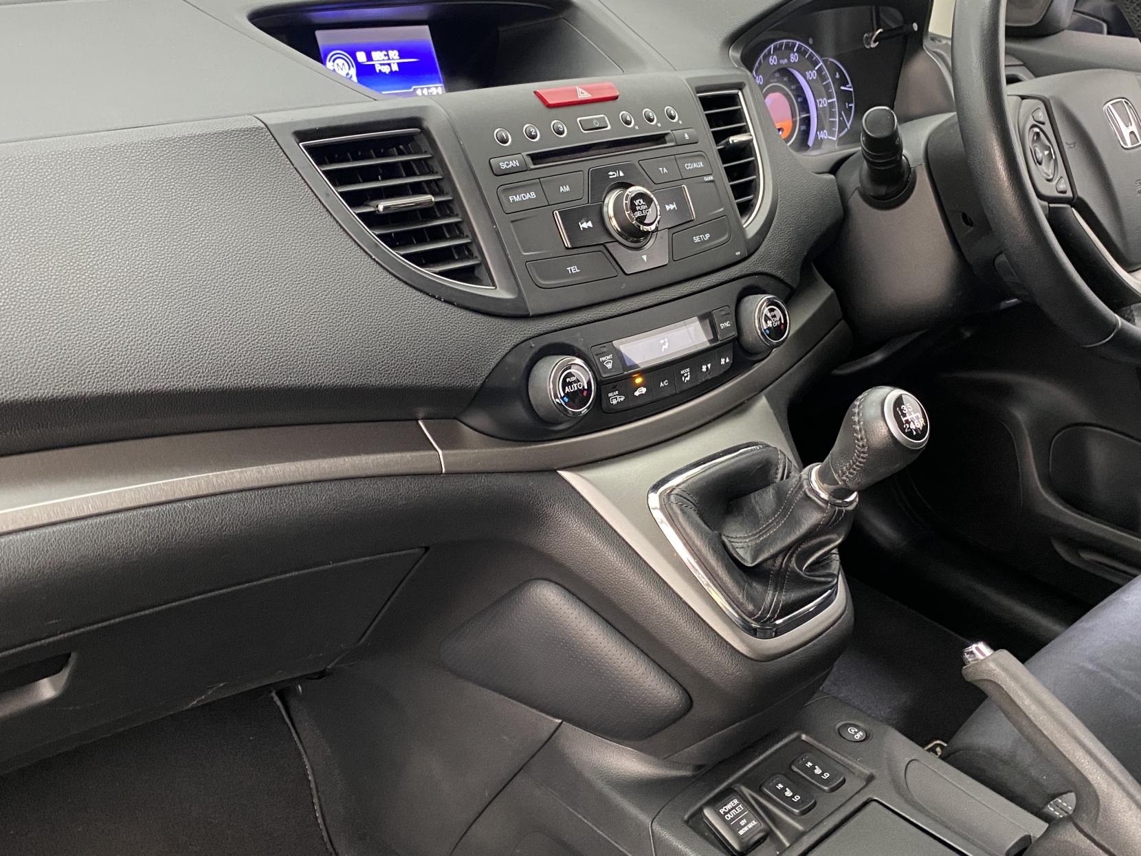 Honda CR-V 2.2 i-DTEC SR SUV 5dr Diesel Manual 4WD Euro 5 (s/s) (150 ps)