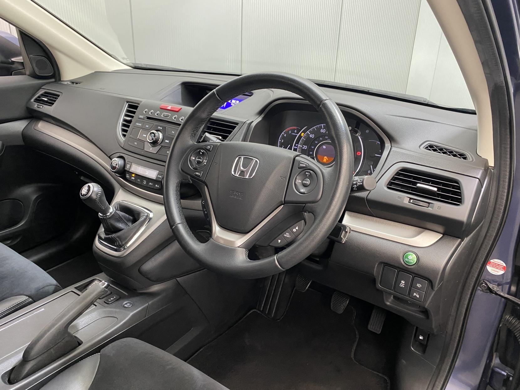 Honda CR-V 2.2 i-DTEC SR SUV 5dr Diesel Manual 4WD Euro 5 (s/s) (150 ps)
