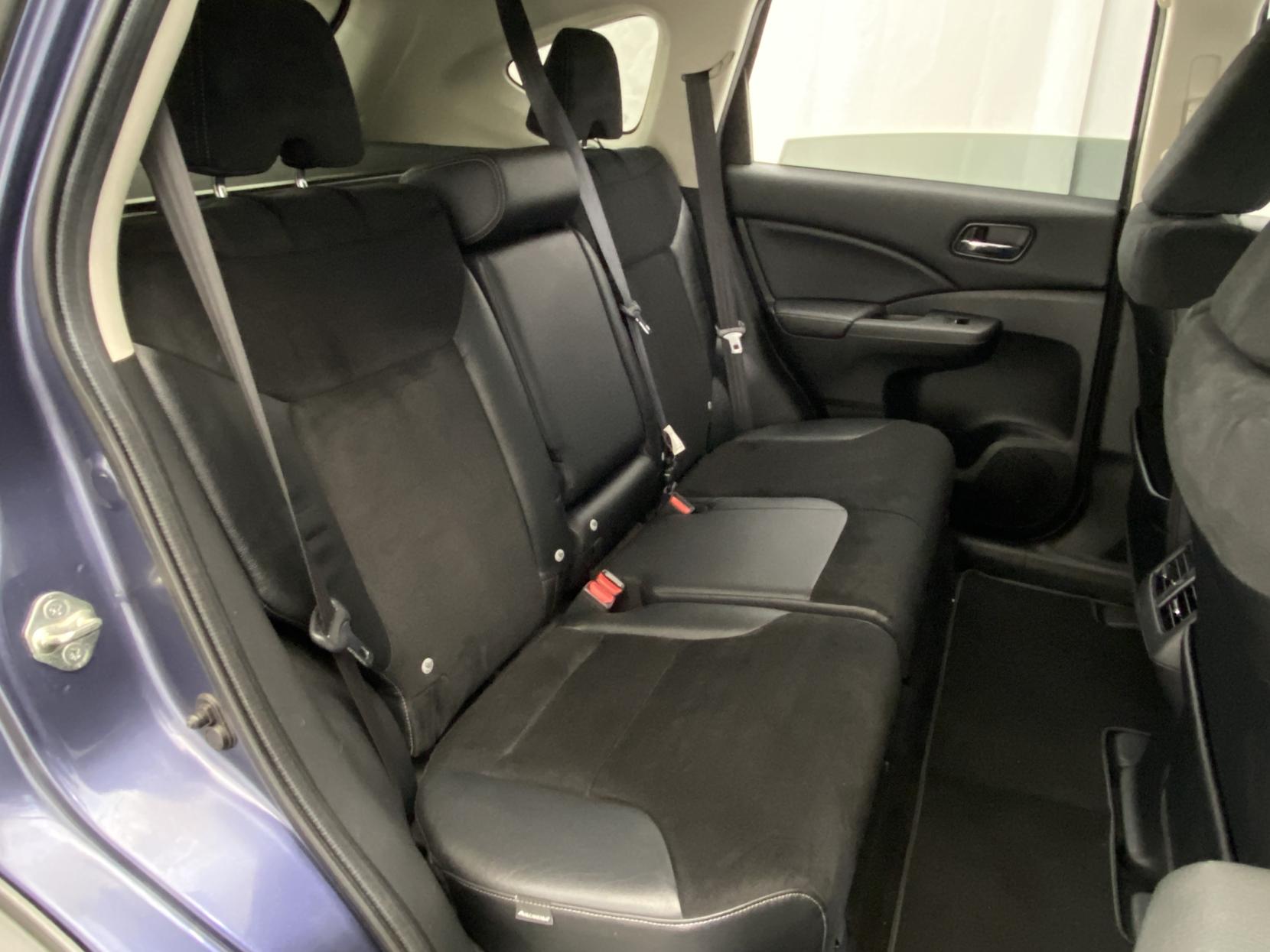 Honda CR-V 2.2 i-DTEC SR SUV 5dr Diesel Manual 4WD Euro 5 (s/s) (150 ps)