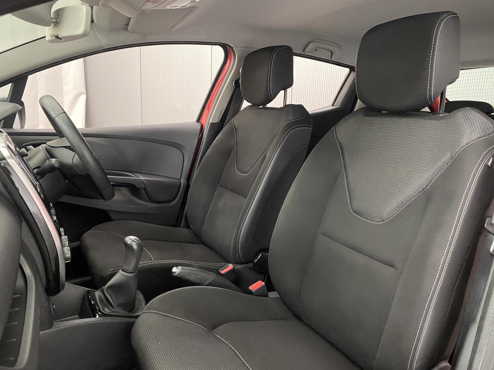 Renault Clio 1.5 dCi Dynamique Nav Hatchback 5dr Diesel Manual Euro 6 (s/s) (90 ps)