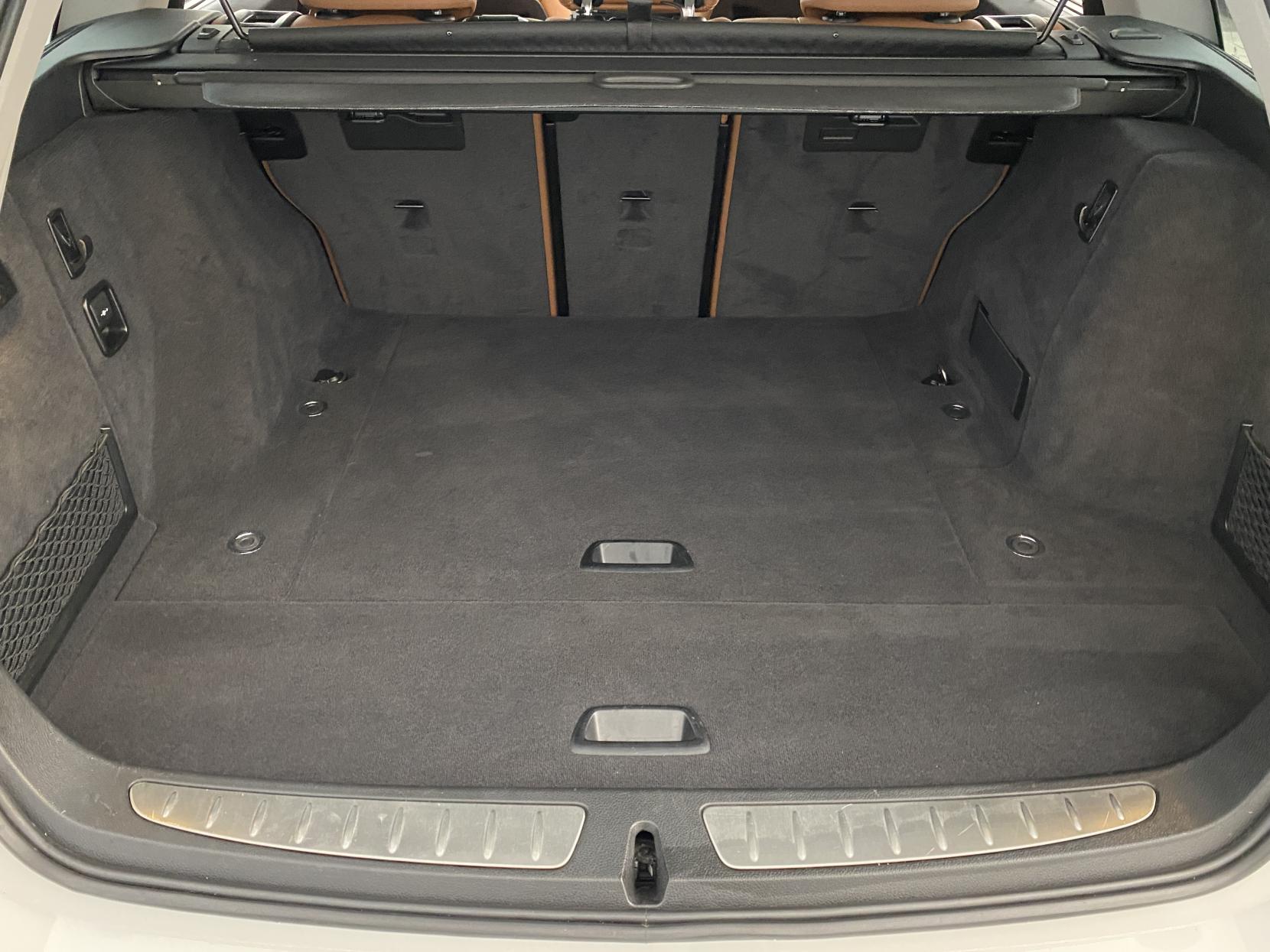 BMW 3 Series 3.0 335i Luxury Touring 5dr Petrol Auto Euro 5 (s/s) (306 ps)
