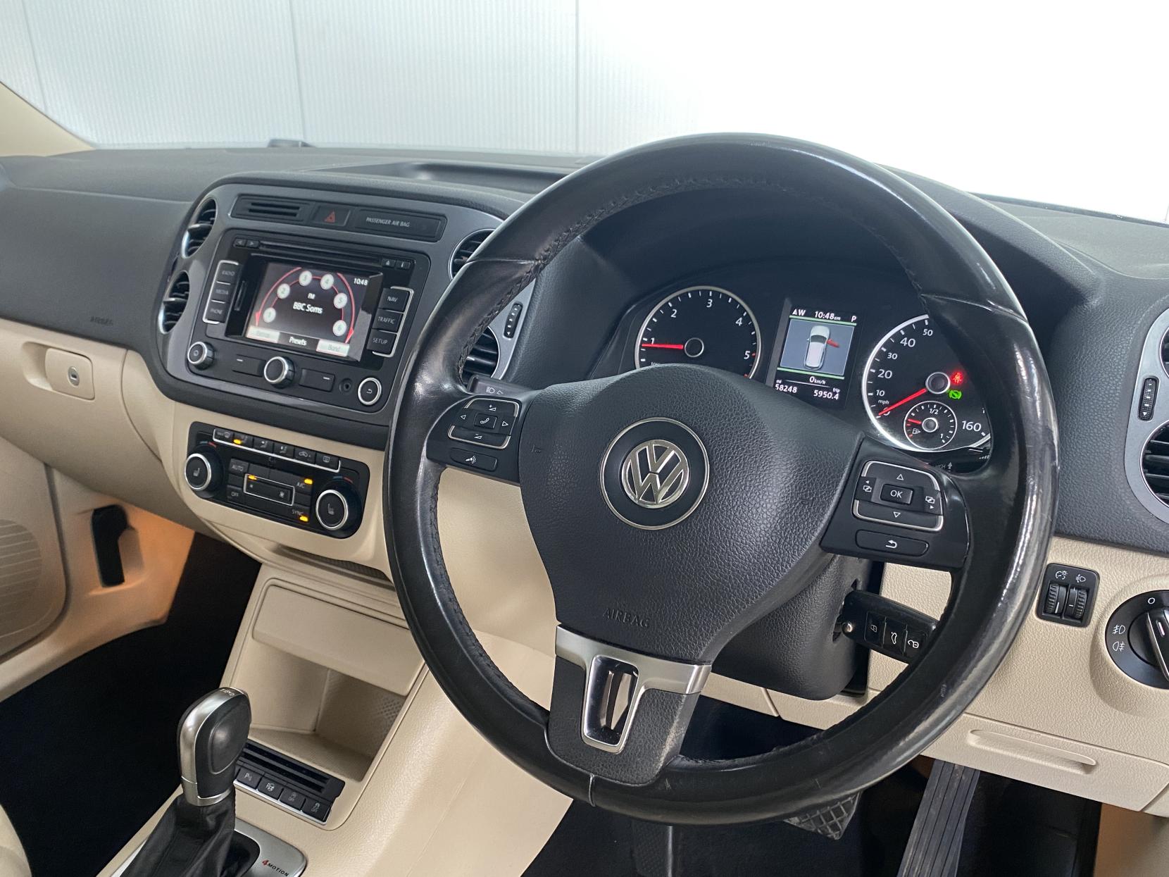 Volkswagen Tiguan 2.0 TDI BlueMotion Tech Match SUV 5dr Diesel DSG 4WD Euro 5 (s/s) (177 ps)