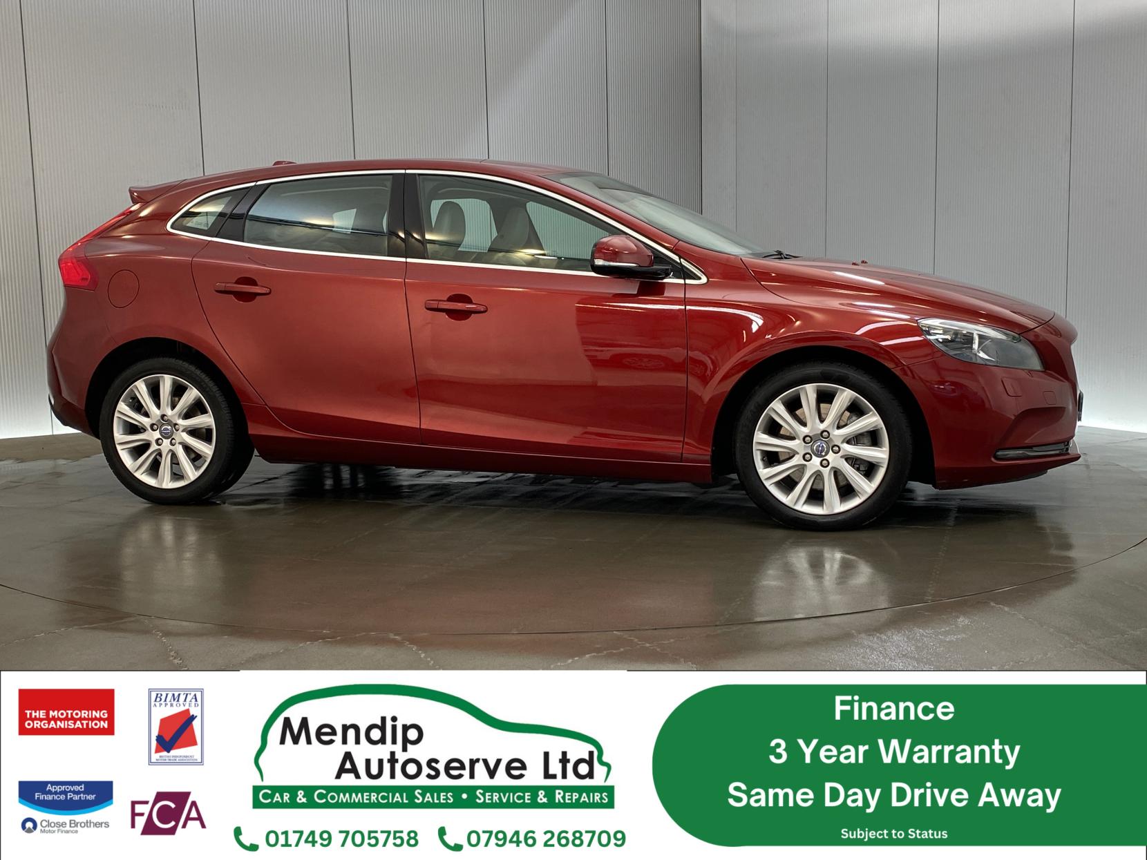 Volvo V40 2.0 D3 SE Lux Nav Hatchback 5dr Diesel Geartronic Euro 5 (s/s) (150 ps)