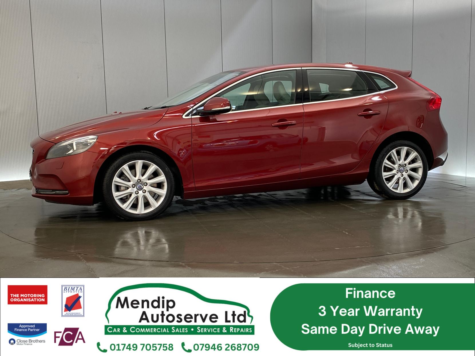 Volvo V40 2.0 D3 SE Lux Nav Hatchback 5dr Diesel Geartronic Euro 5 (s/s) (150 ps)