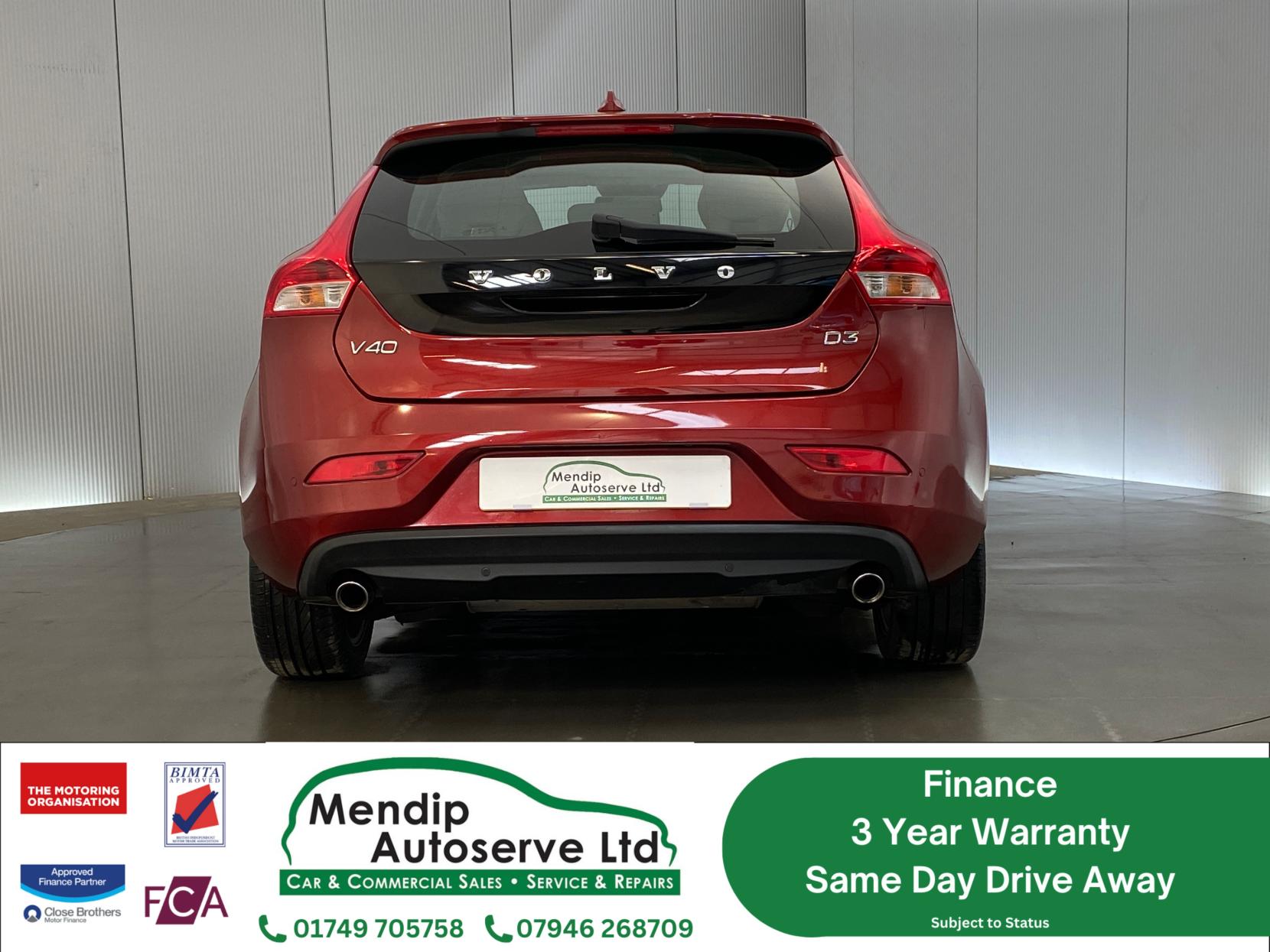 Volvo V40 2.0 D3 SE Lux Nav Hatchback 5dr Diesel Geartronic Euro 5 (s/s) (150 ps)