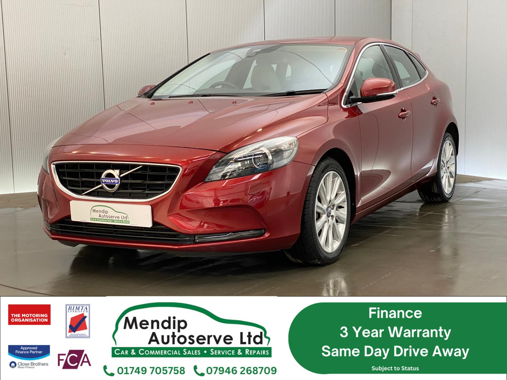 Volvo V40 2.0 D3 SE Lux Nav Hatchback 5dr Diesel Geartronic Euro 5 (s/s) (150 ps)