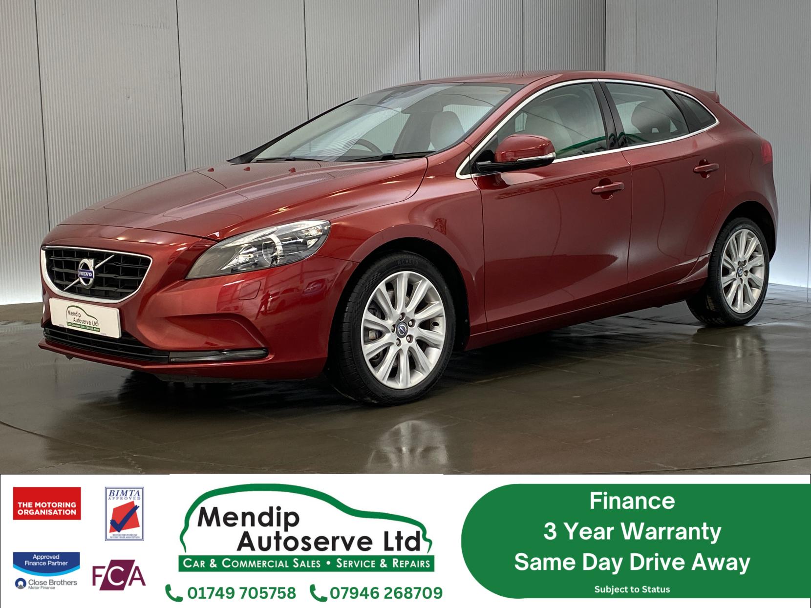 Volvo V40 2.0 D3 SE Lux Nav Hatchback 5dr Diesel Geartronic Euro 5 (s/s) (150 ps)