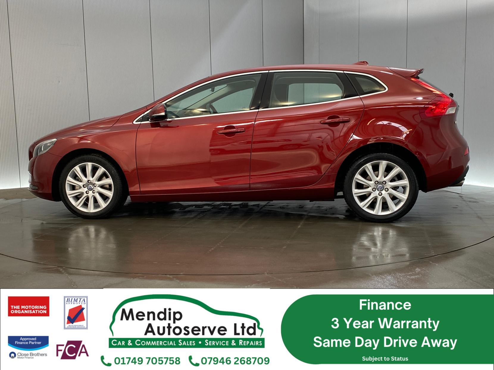 Volvo V40 2.0 D3 SE Lux Nav Hatchback 5dr Diesel Geartronic Euro 5 (s/s) (150 ps)